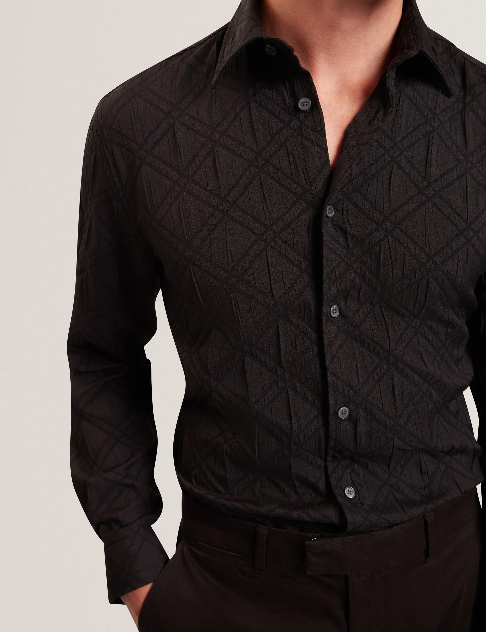 FYNRAN | BLACK