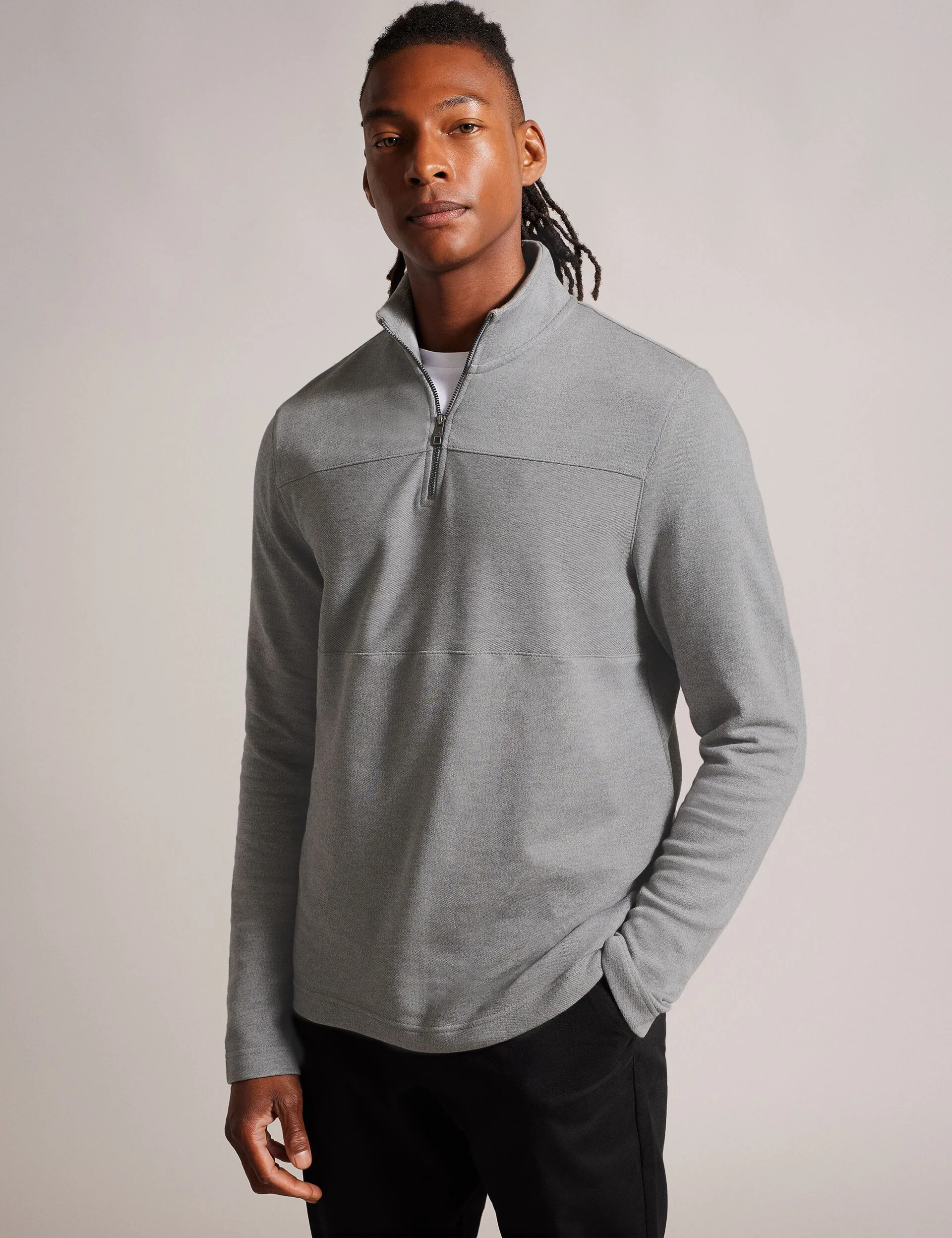 GAZINE | GREY