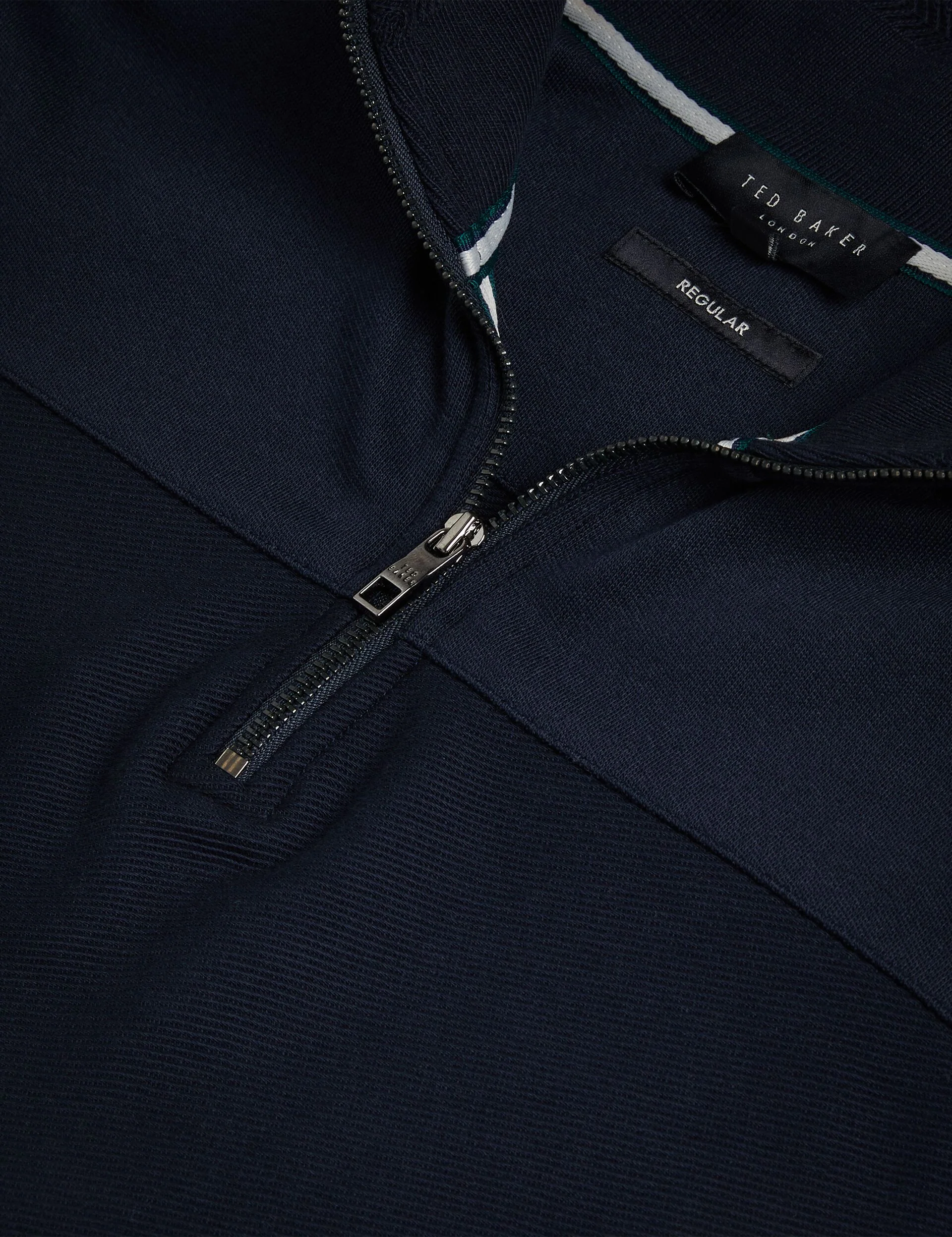 GAZINE | NAVY - Image 3