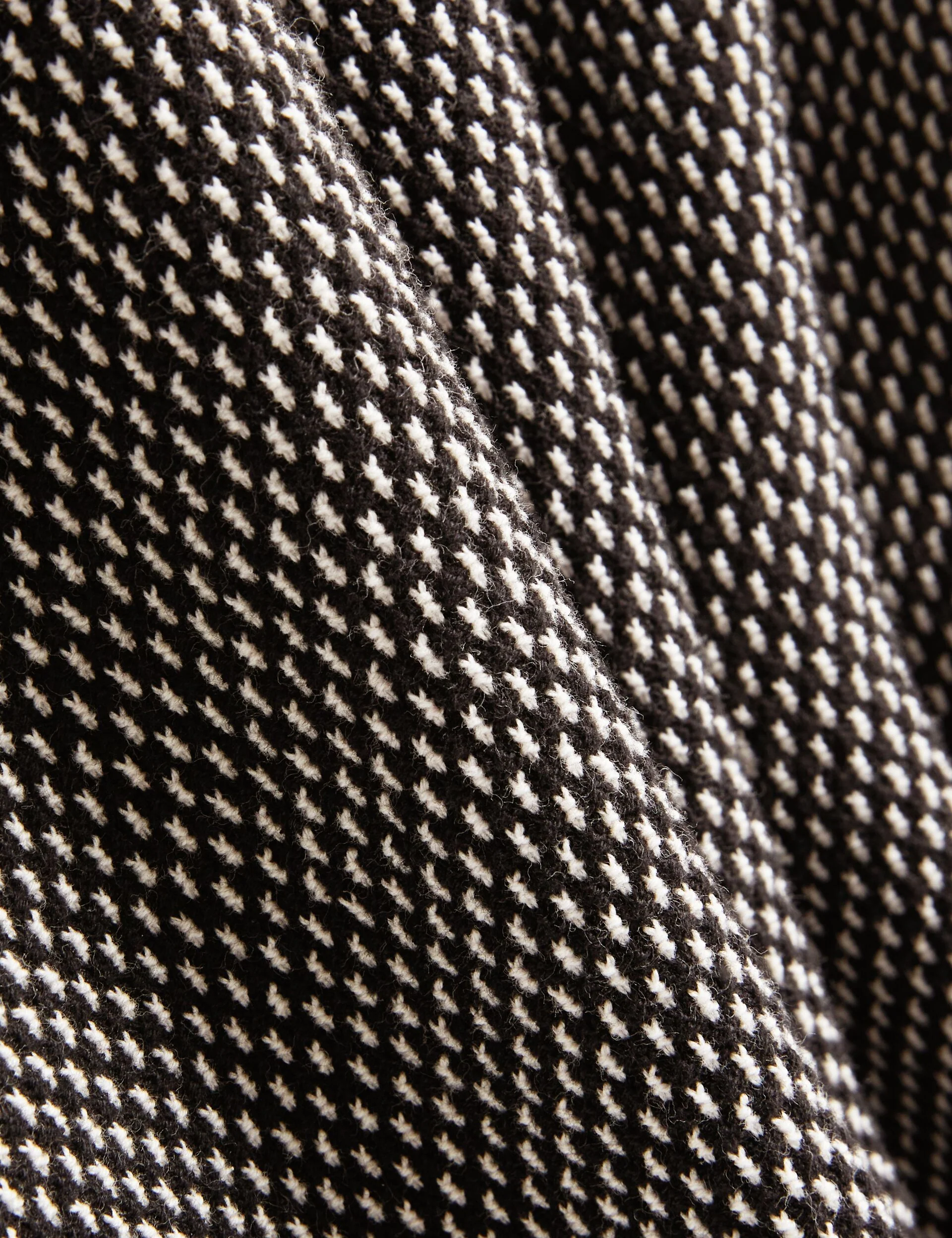 GREGRY | BLACK - Image 4