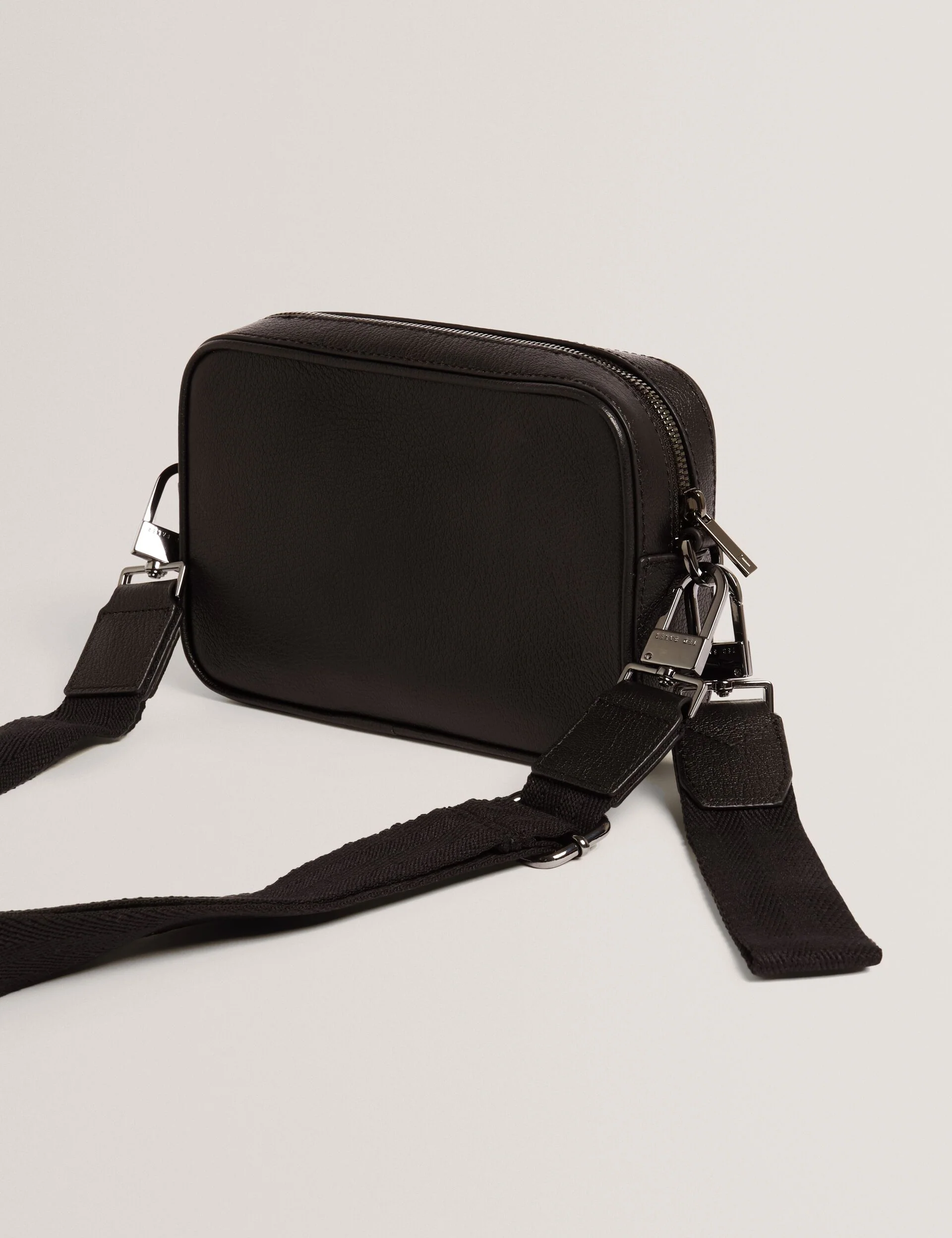 GRIFIN | BLACK - Image 3