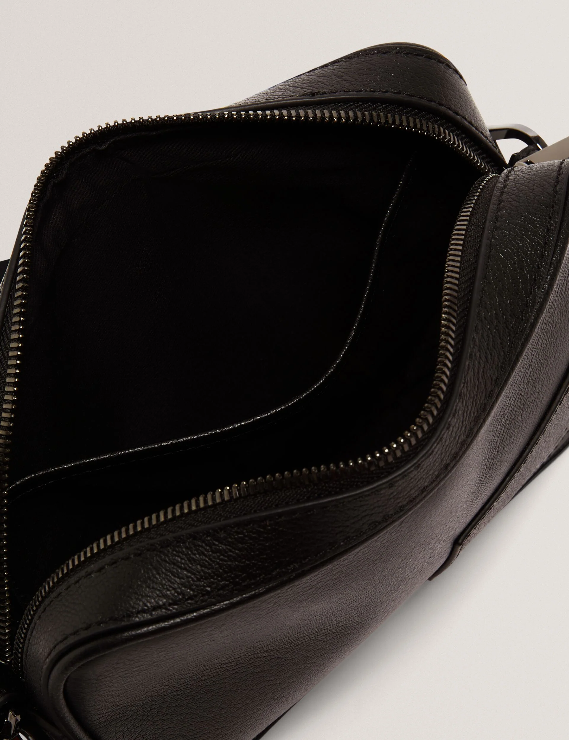 GRIFIN | BLACK - Image 5