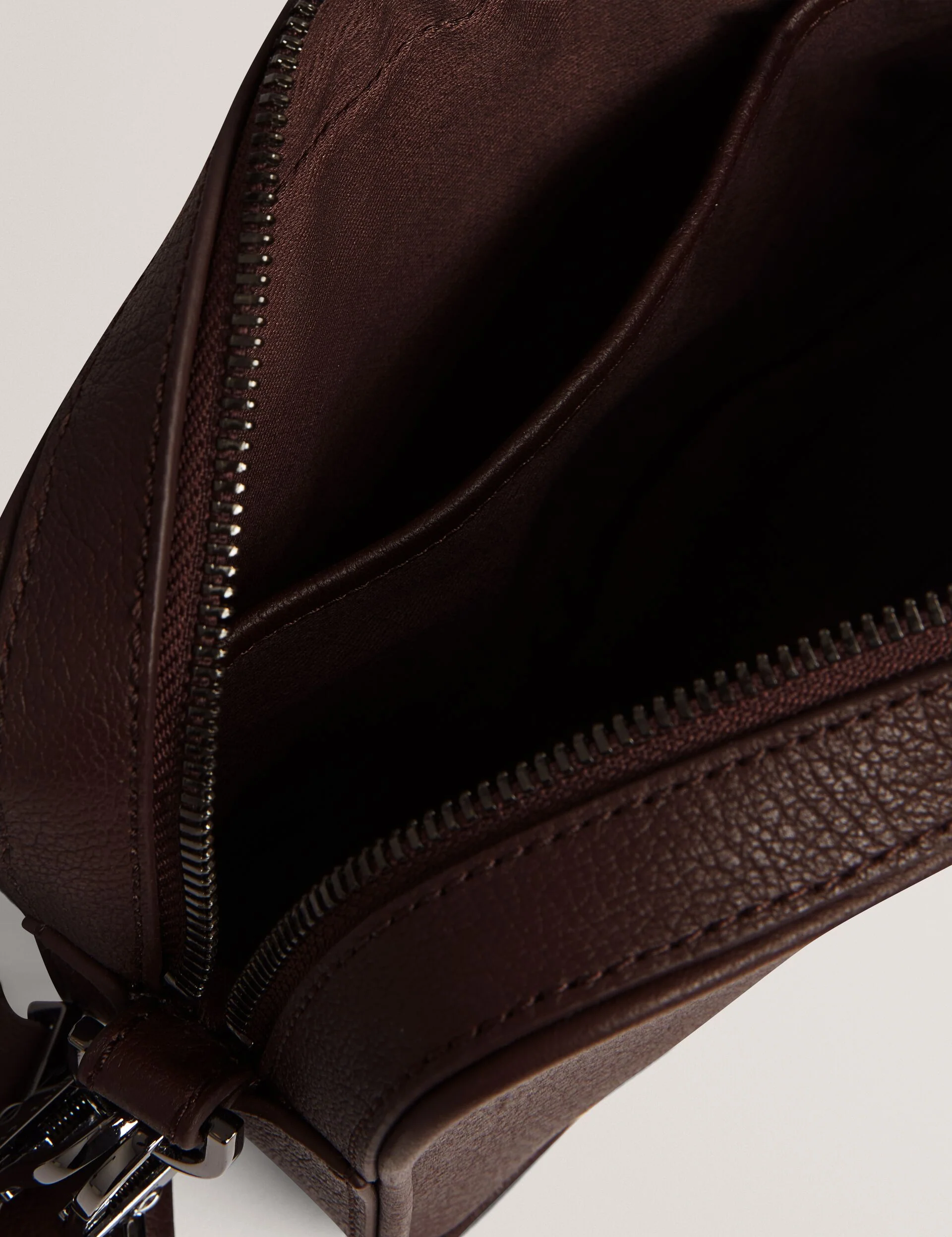 GRIFIN | BROWN - Image 5