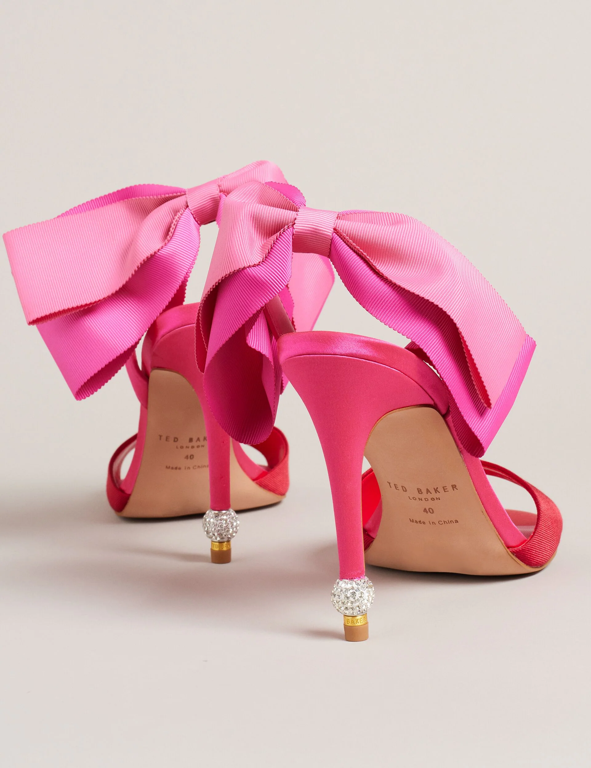 HARINAS | BRIGHT PINK