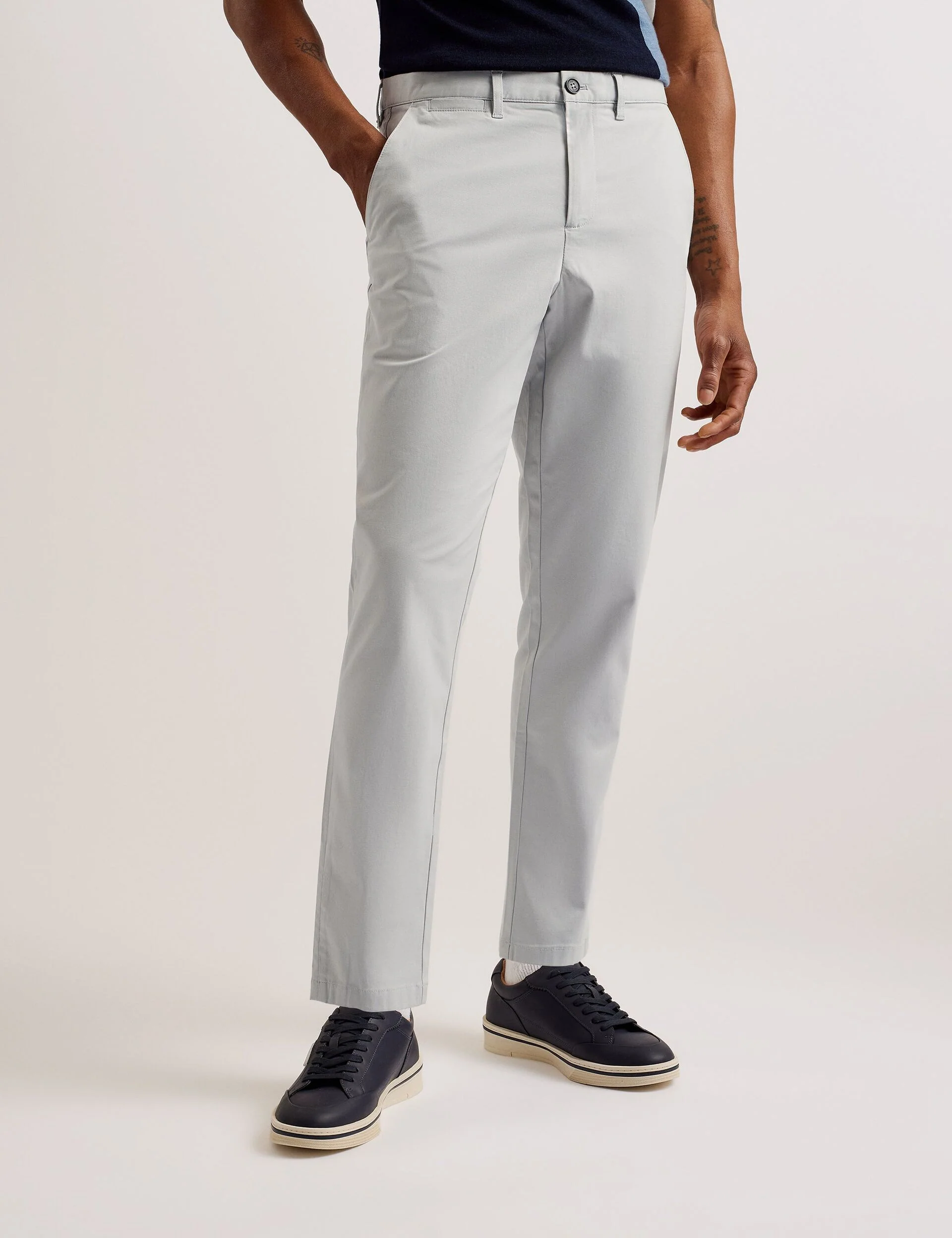 HAYBRN | LIGHT GREY - Image 2