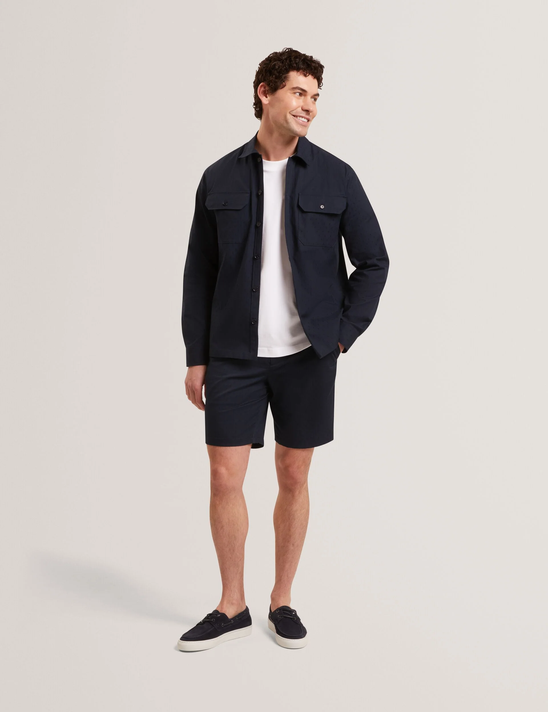 Illario | NAVY - Image 2