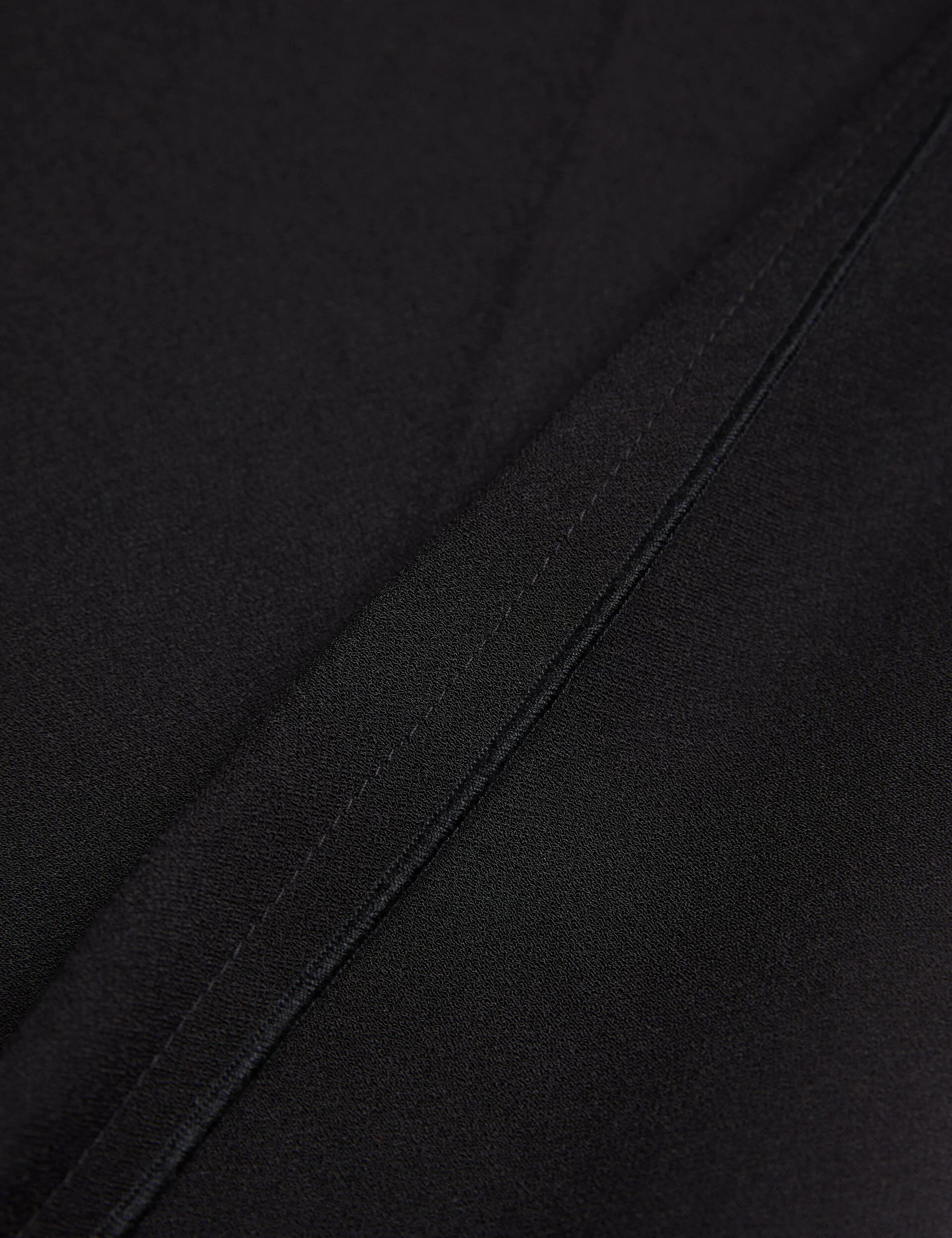 INUT | BLACK - Image 2