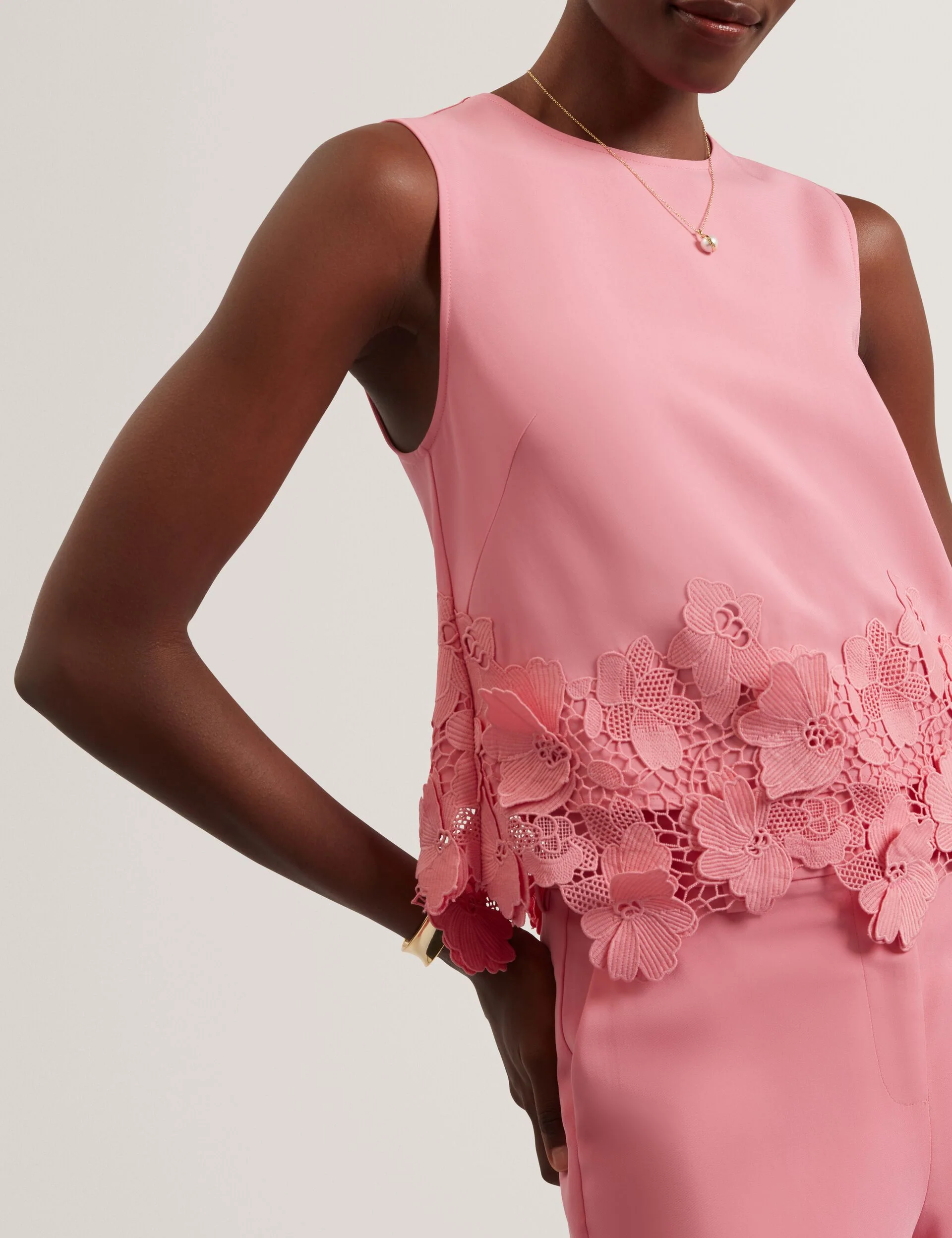 ISSA | PINK - Image 4