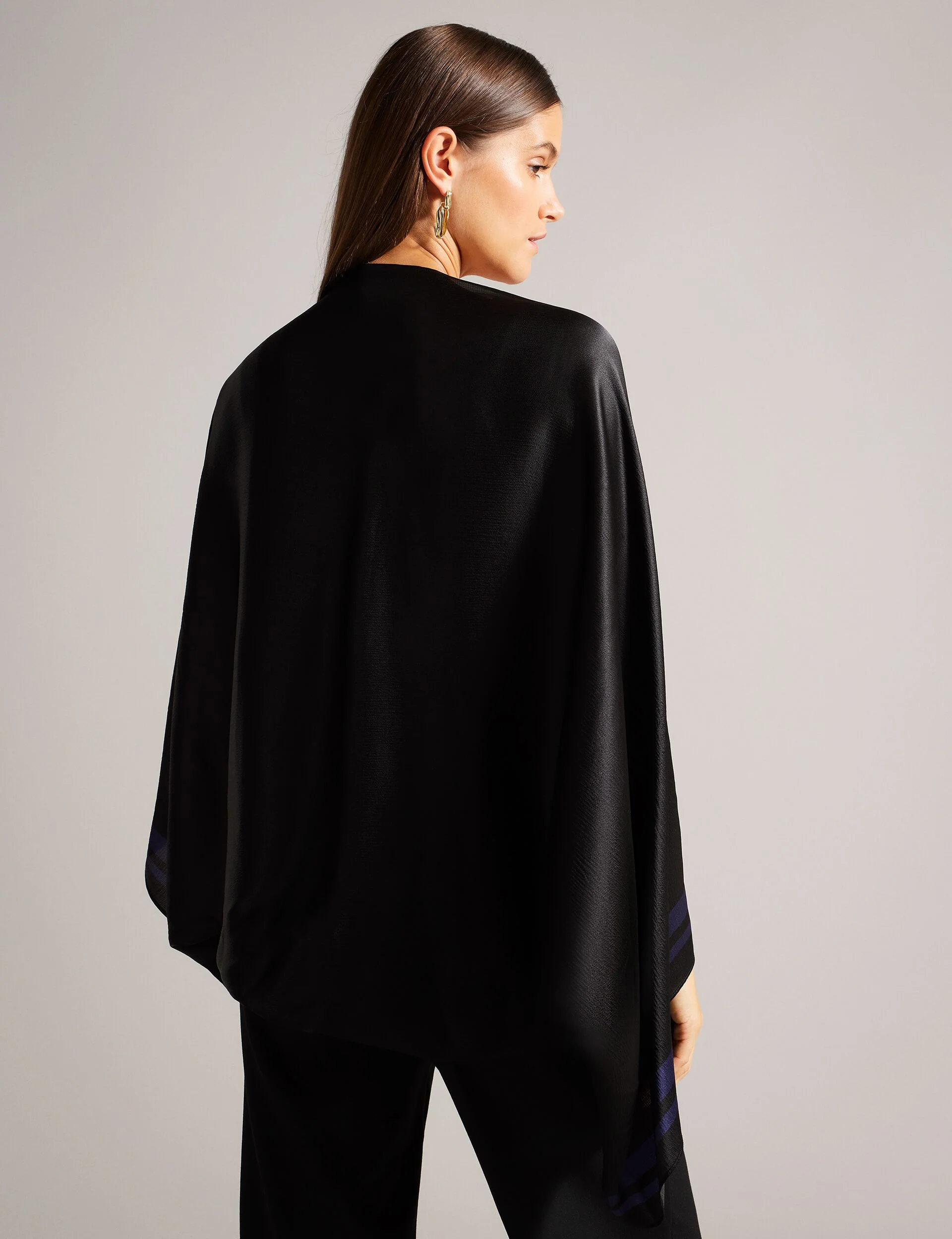 JILLLIA | BLACK - Image 2
