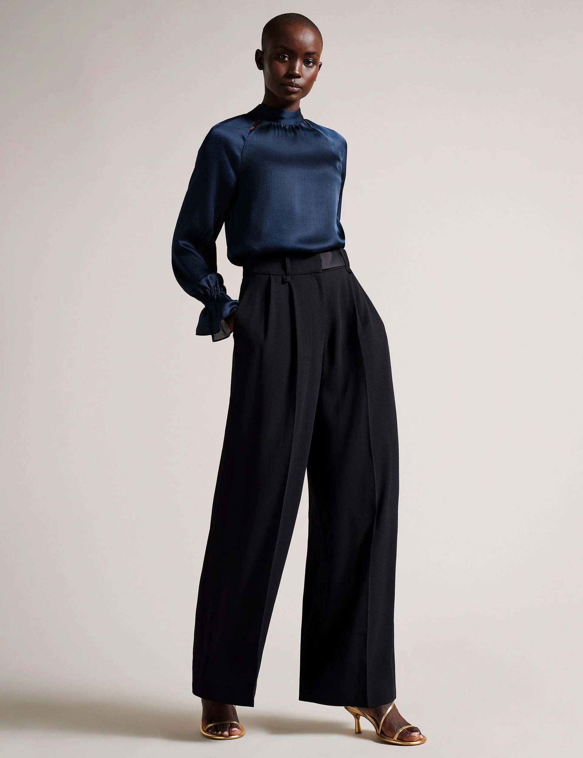 JOANHA | DARK BLUE - Image 2