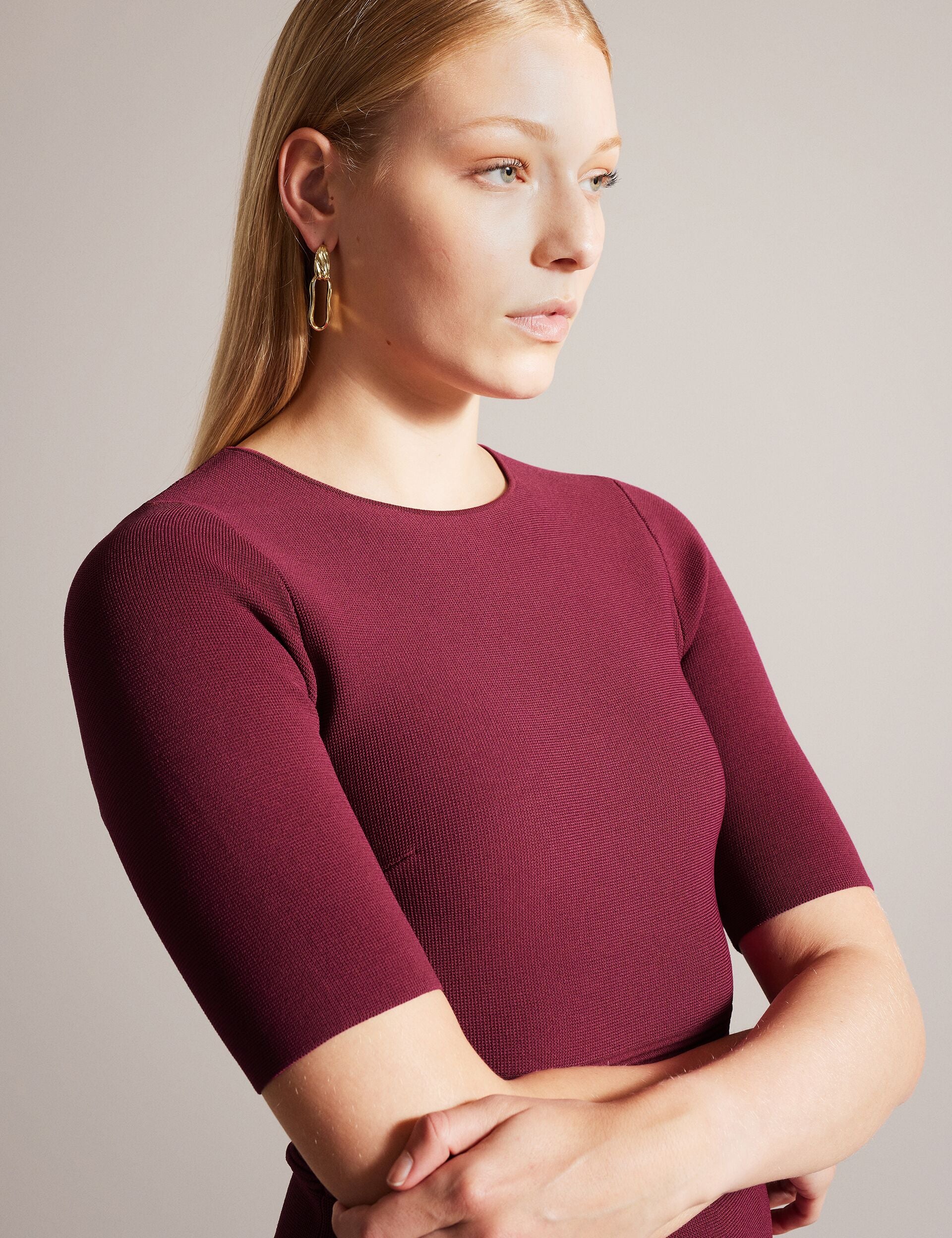 JOSAFEE | DARK RED - Image 5