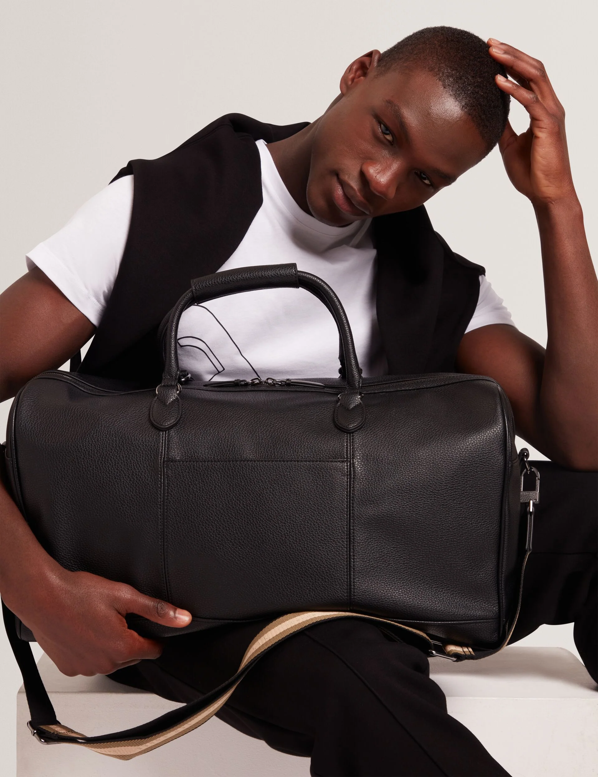 KALVIN | BLACK - Image 2