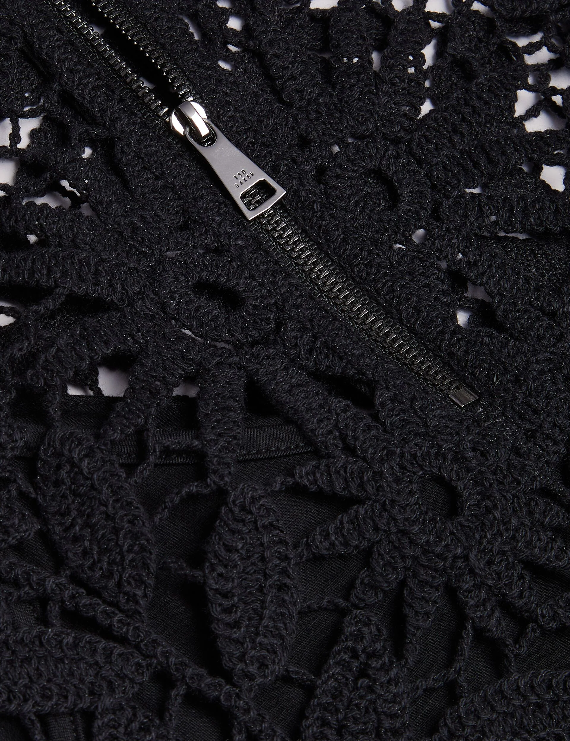 KATRNN | BLACK - Image 7
