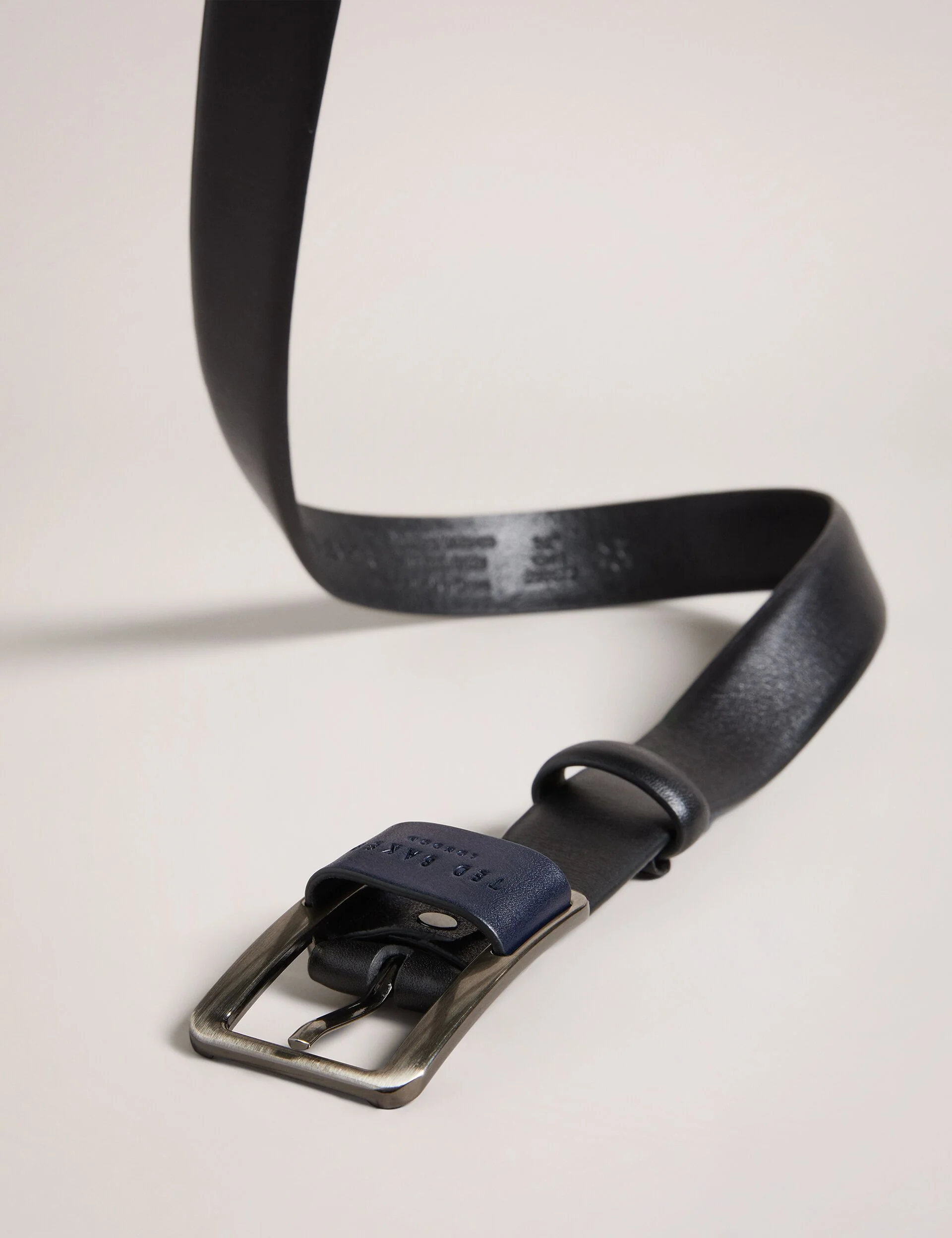 KOEN | BLACK - Image 3