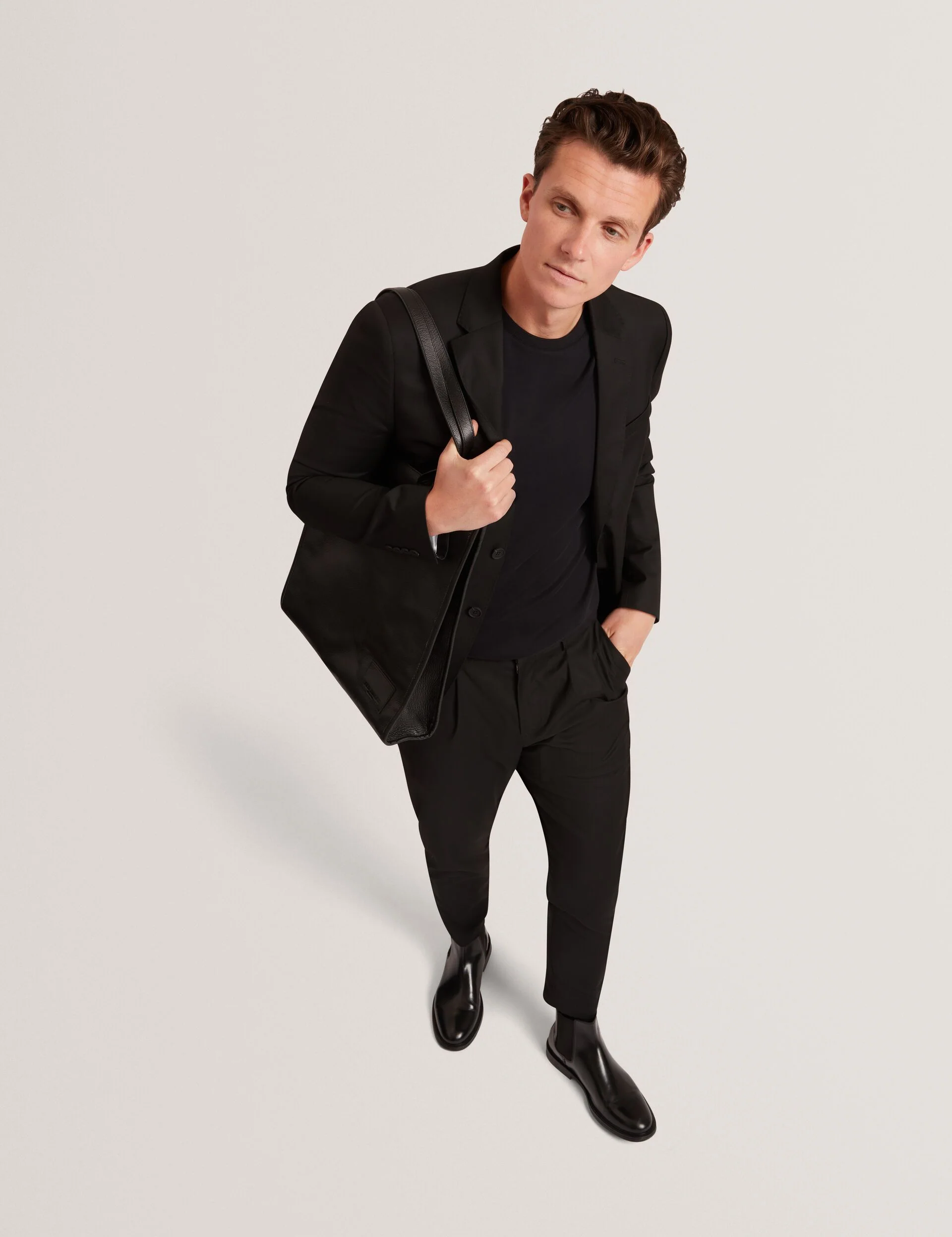 KONRRAD | BLACK - Image 6