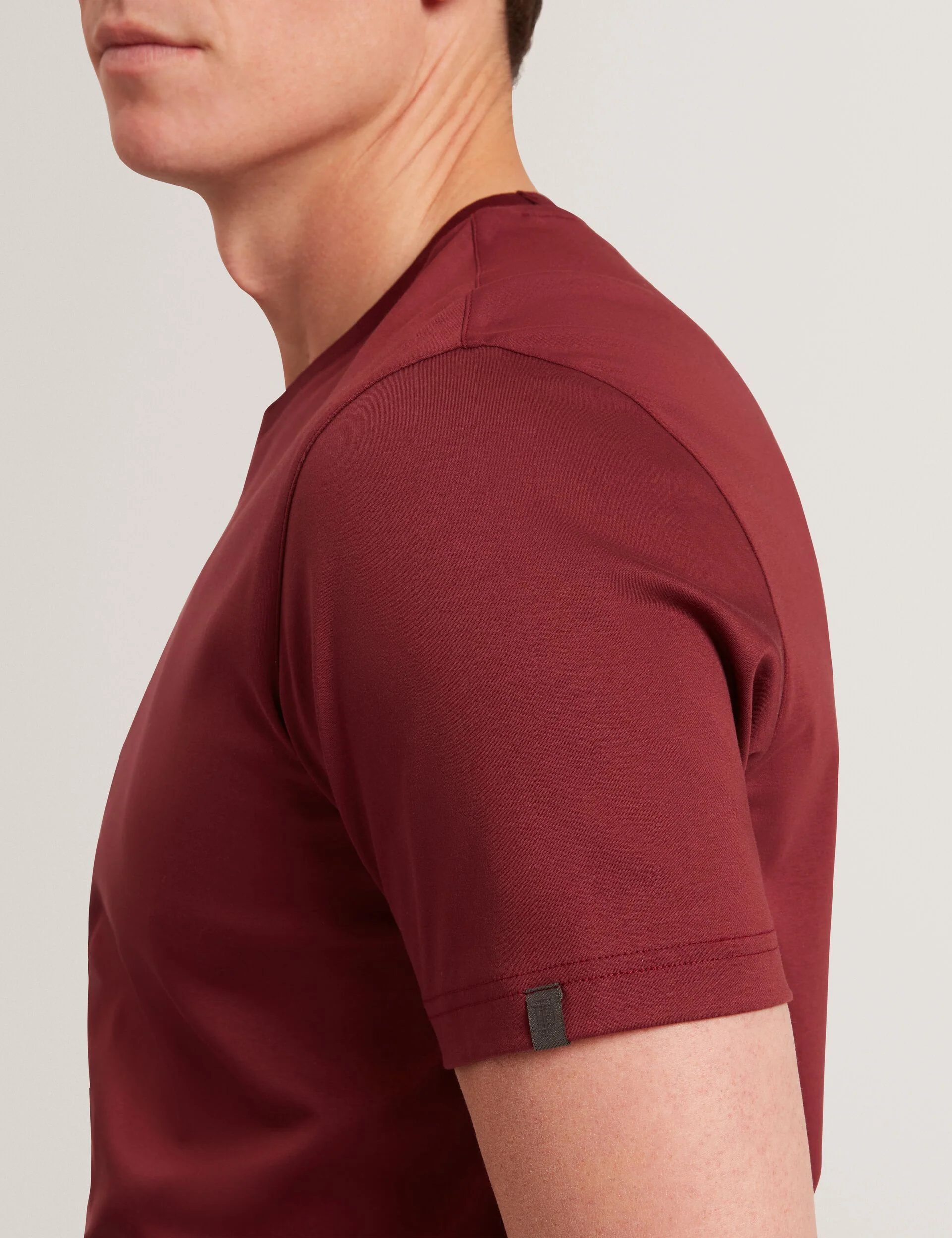 KONRRAD | MAROON - Image 4