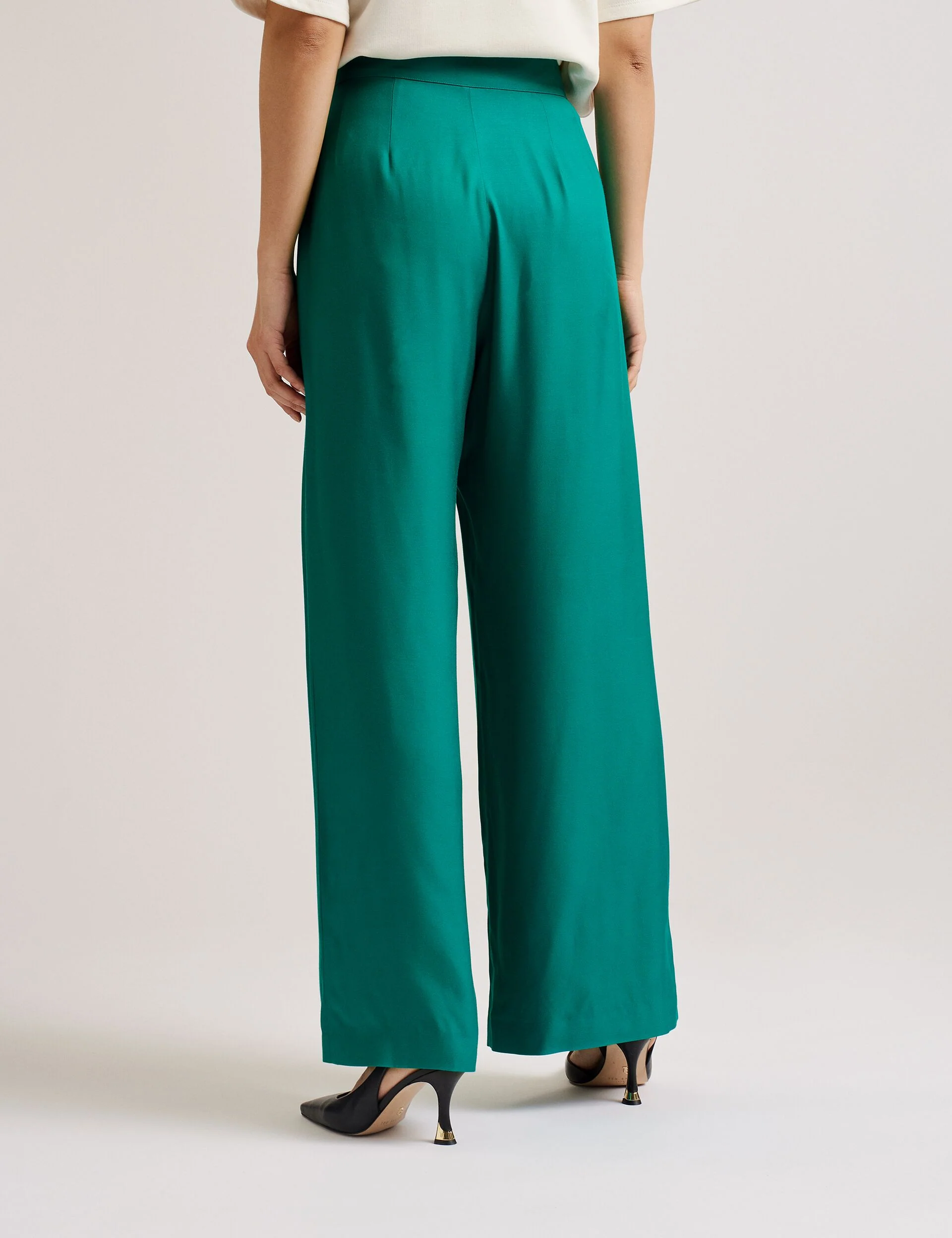 KRISSI | GREEN - Image 3