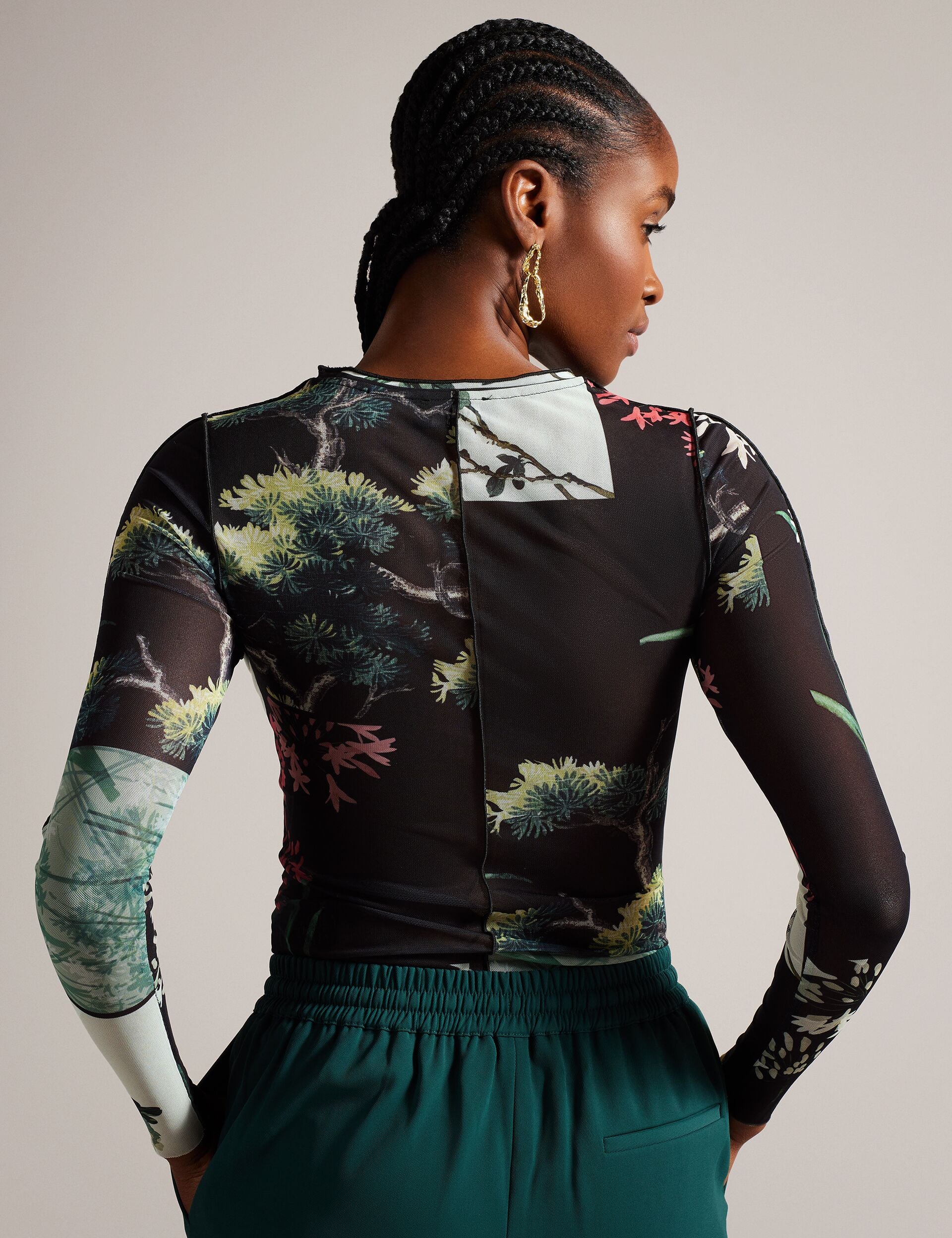 LAREANA | BLACK - Image 5