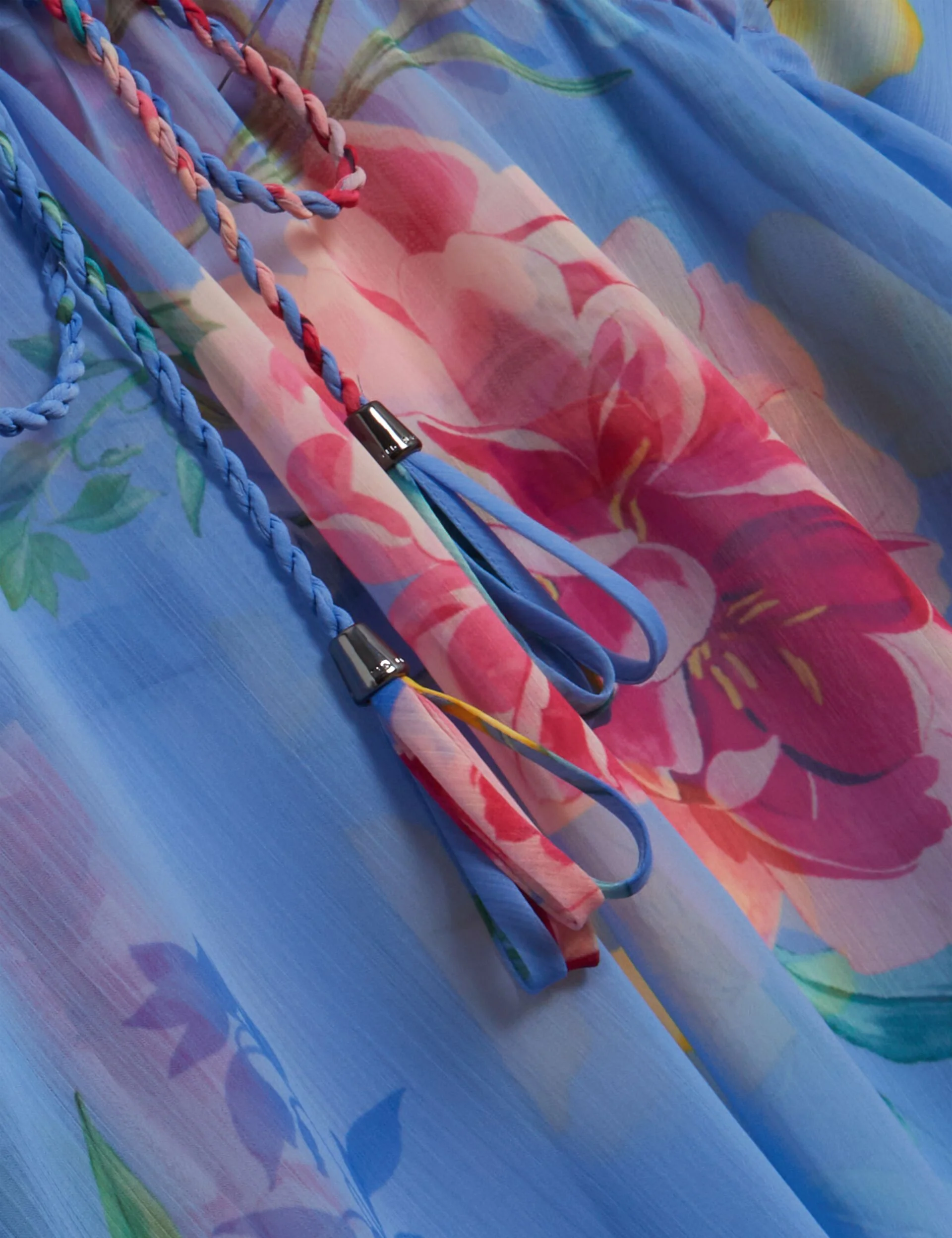 LARJA | BRIGHT BLUE - Image 3