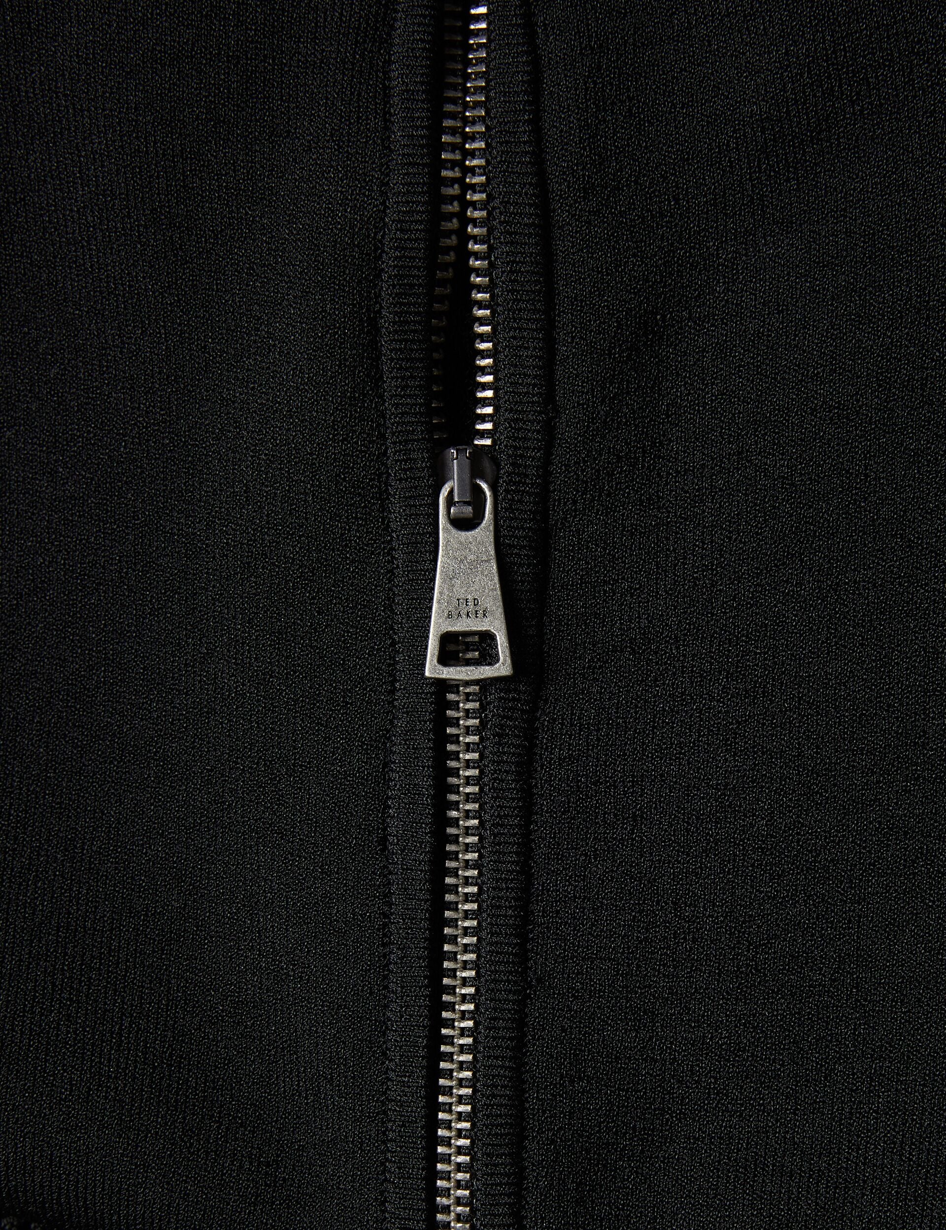 LATINIA | BLACK - Image 7