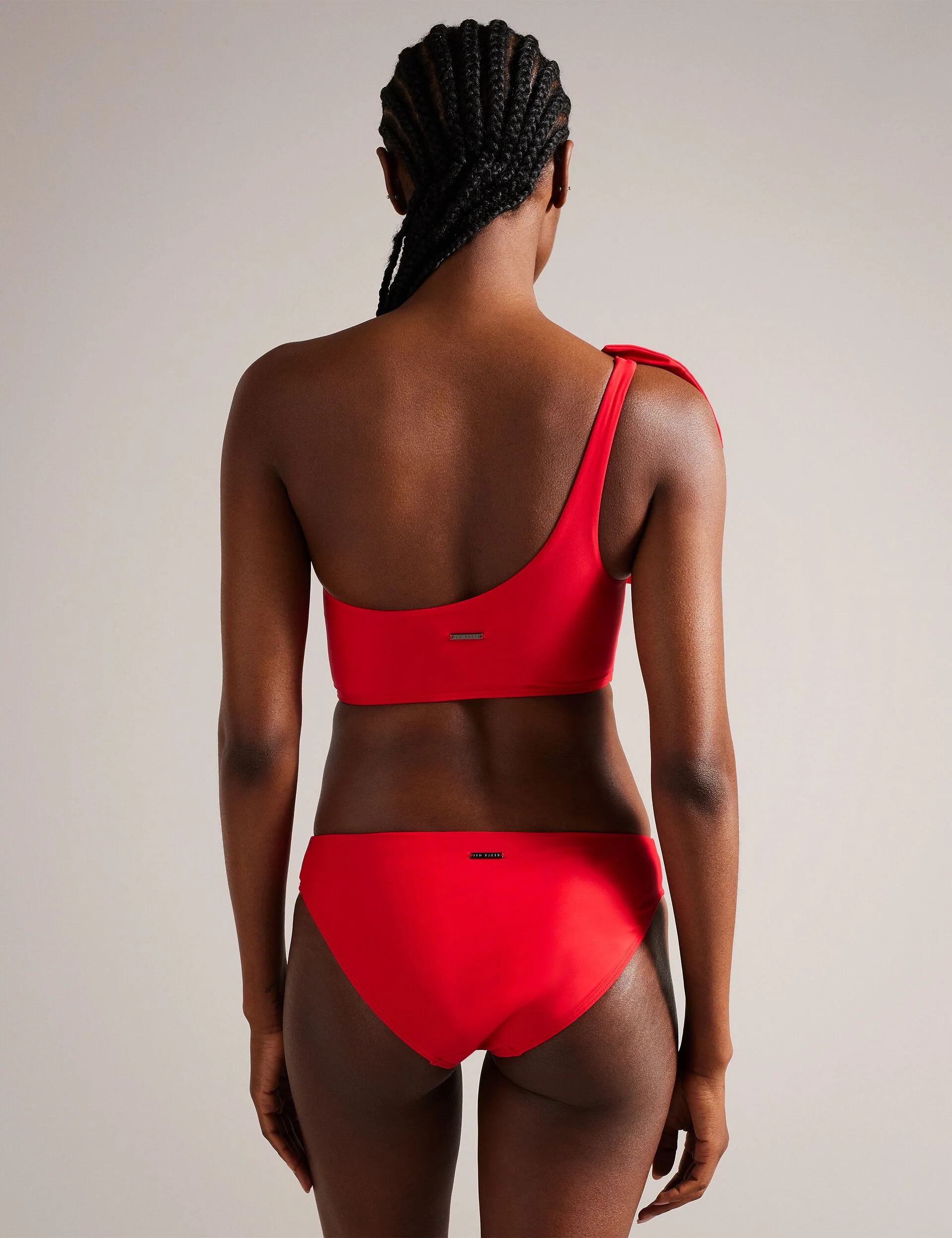 LILYNNN | RED - Image 4