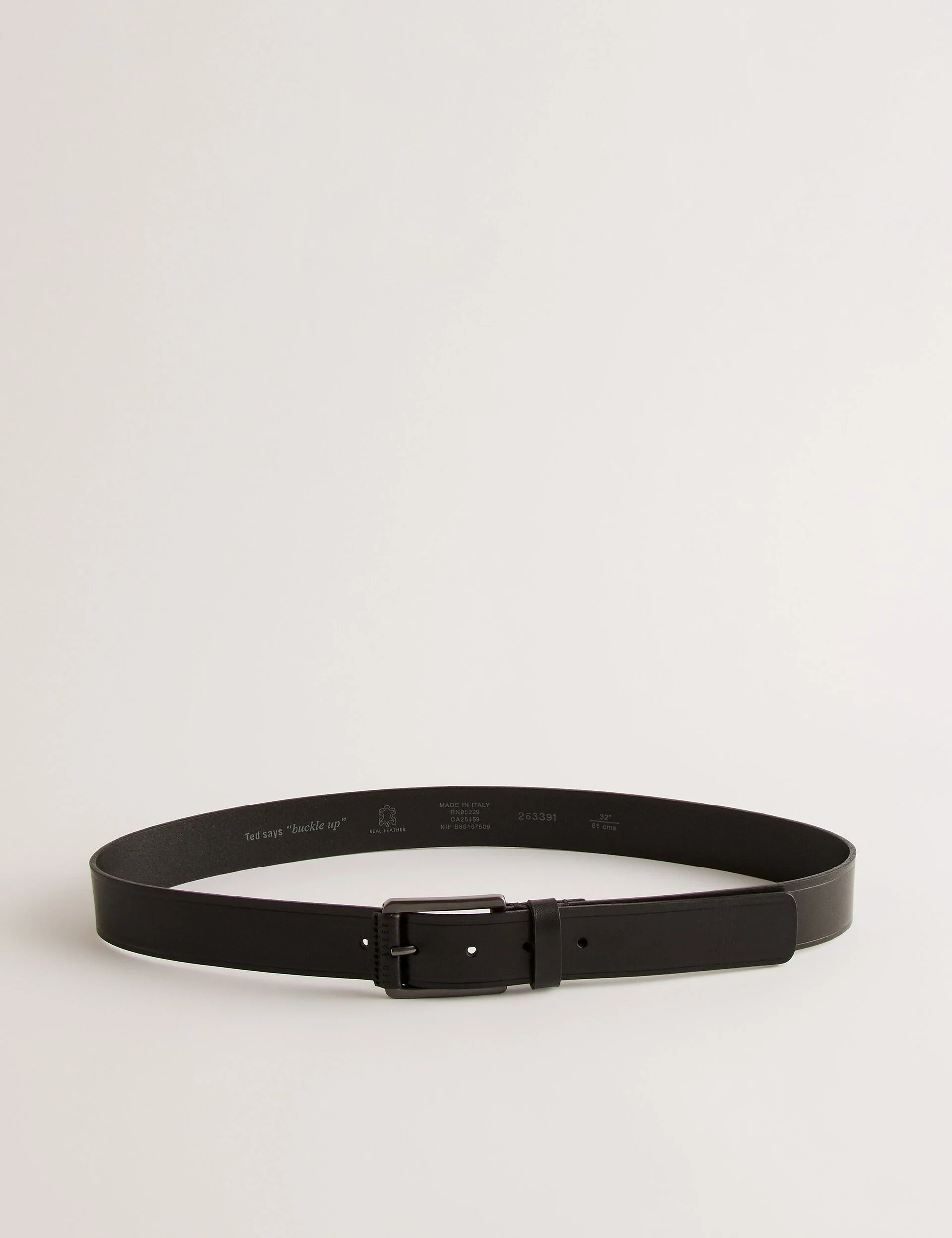 LINDED | BLACK