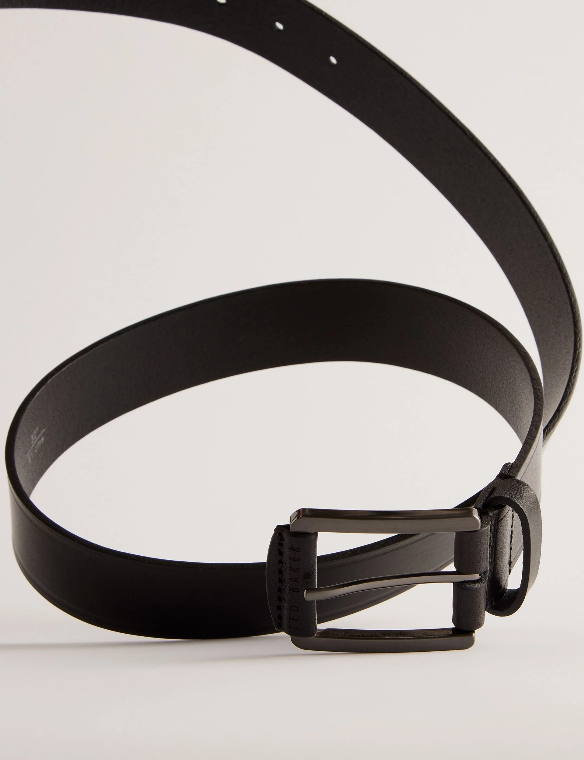 LINDED | BLACK - Image 3