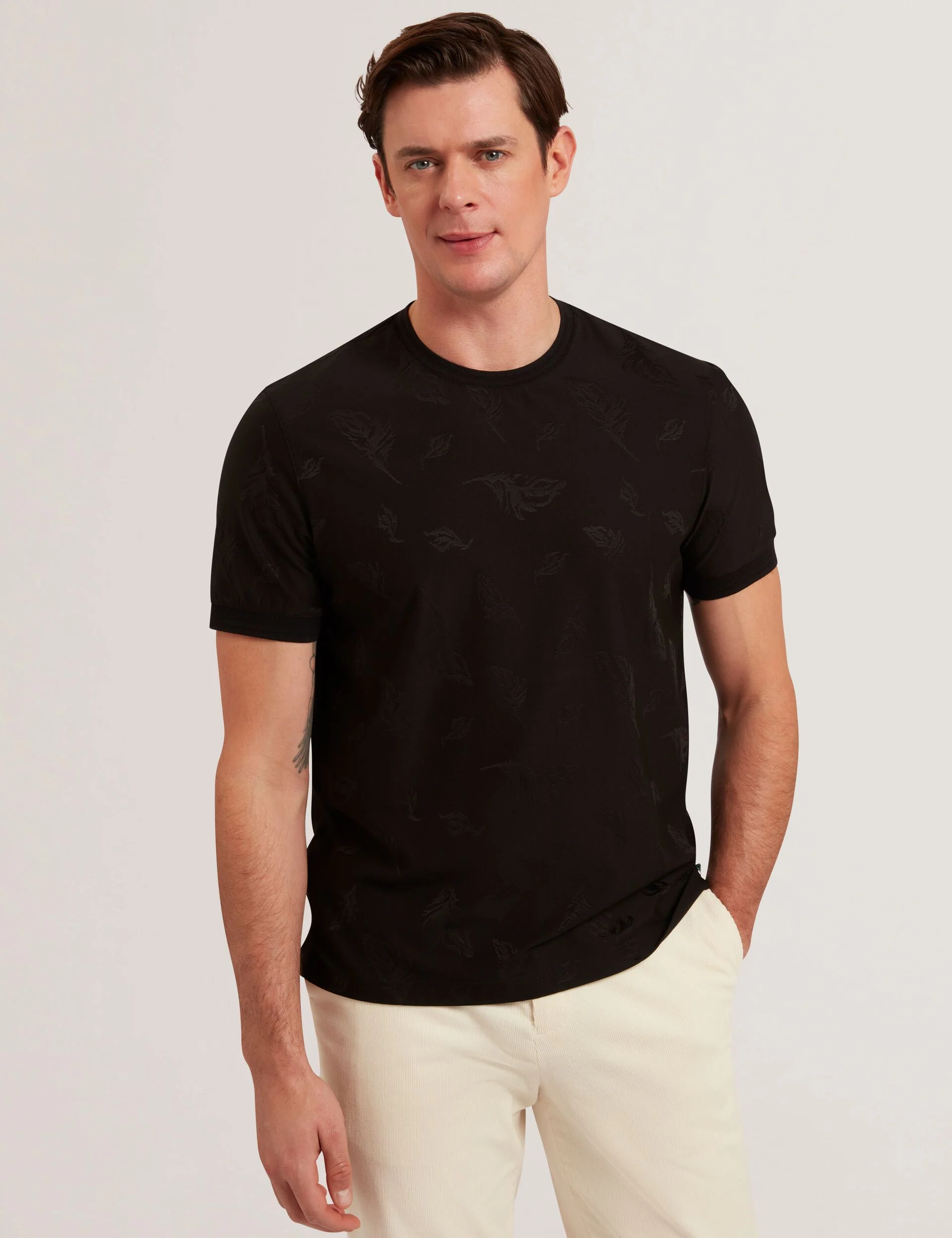 LIPSTO | BLACK