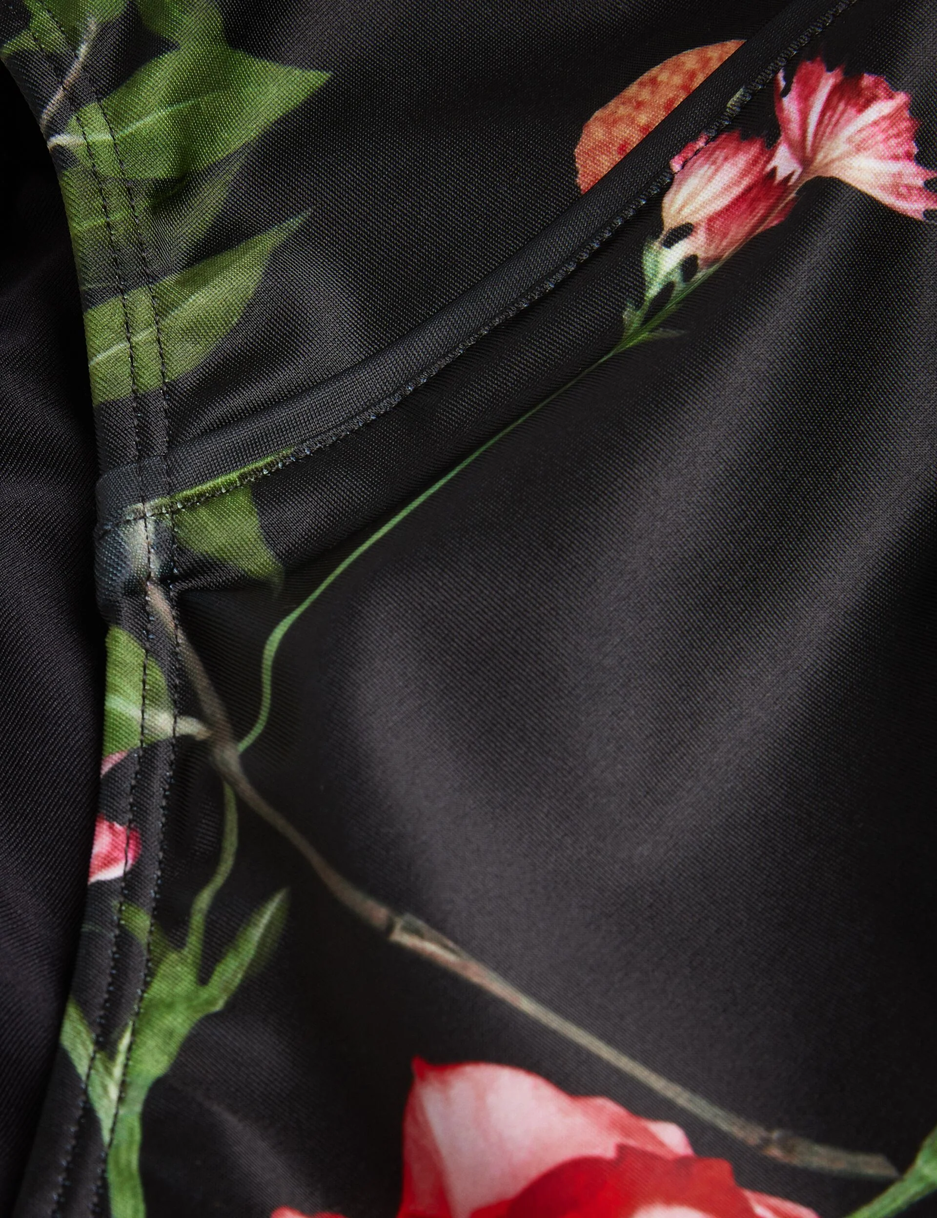 LOESIY | BLACK - Image 6