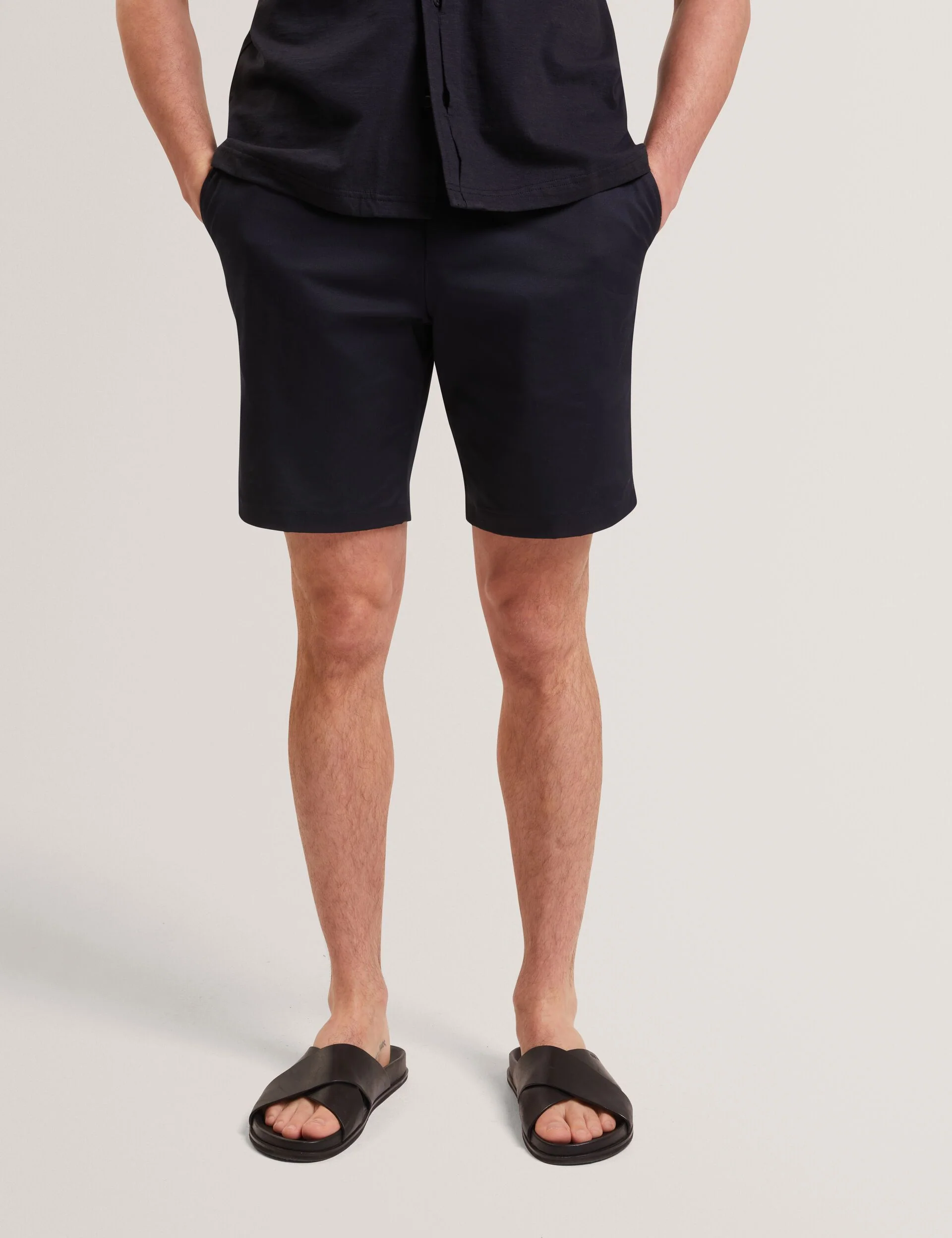 LOWETON | NAVY
