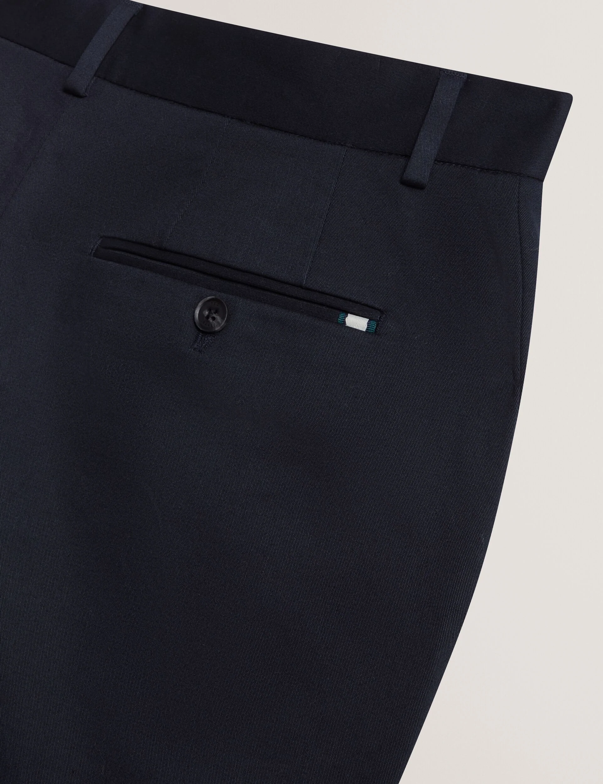 LOWETON | NAVY - Image 3