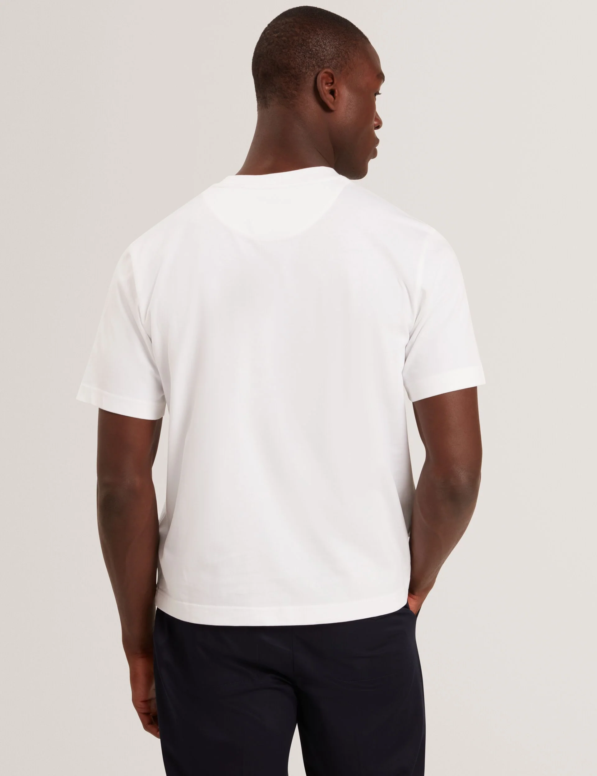 LUCKA | WHITE - Image 4