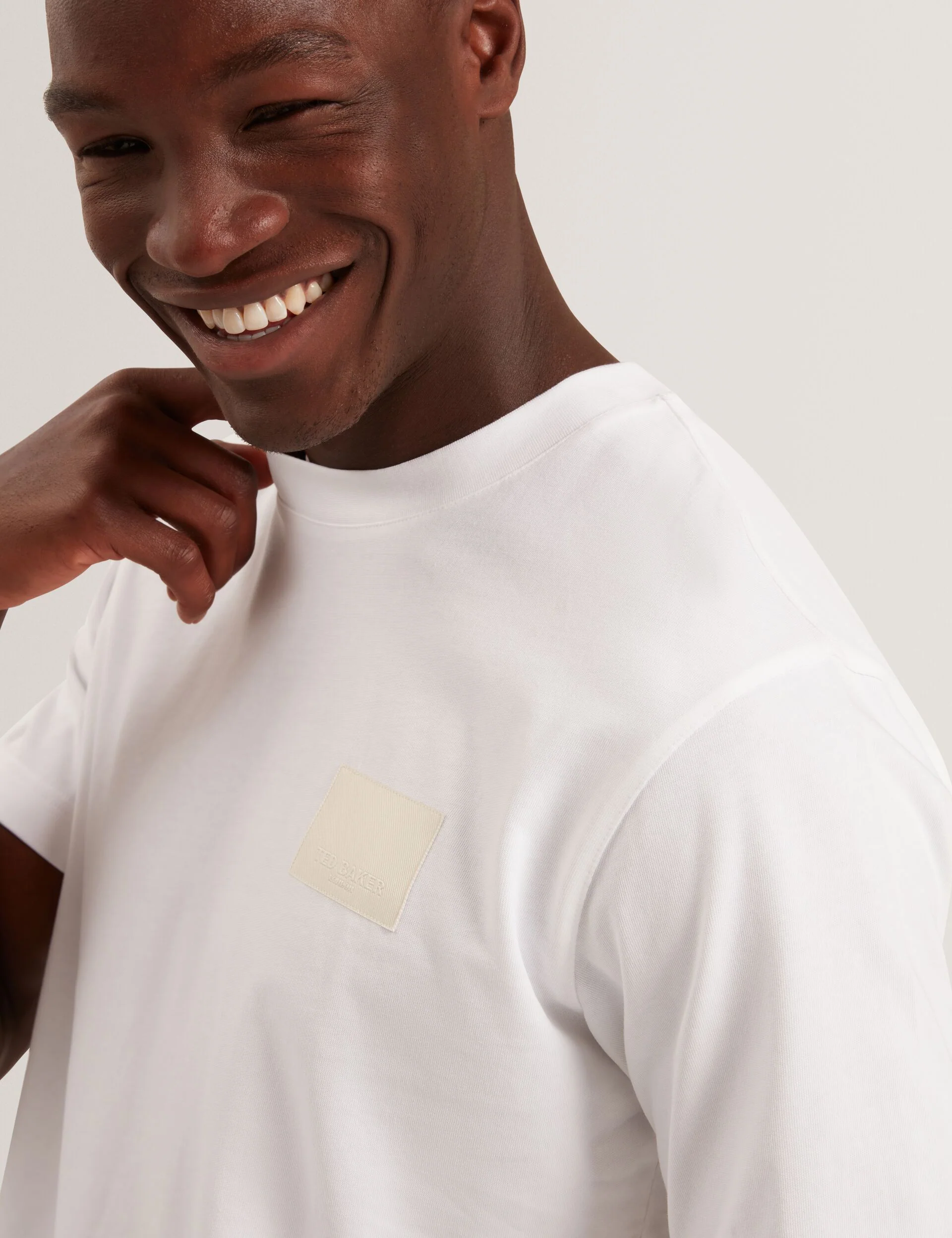 LUCKA | WHITE - Image 5