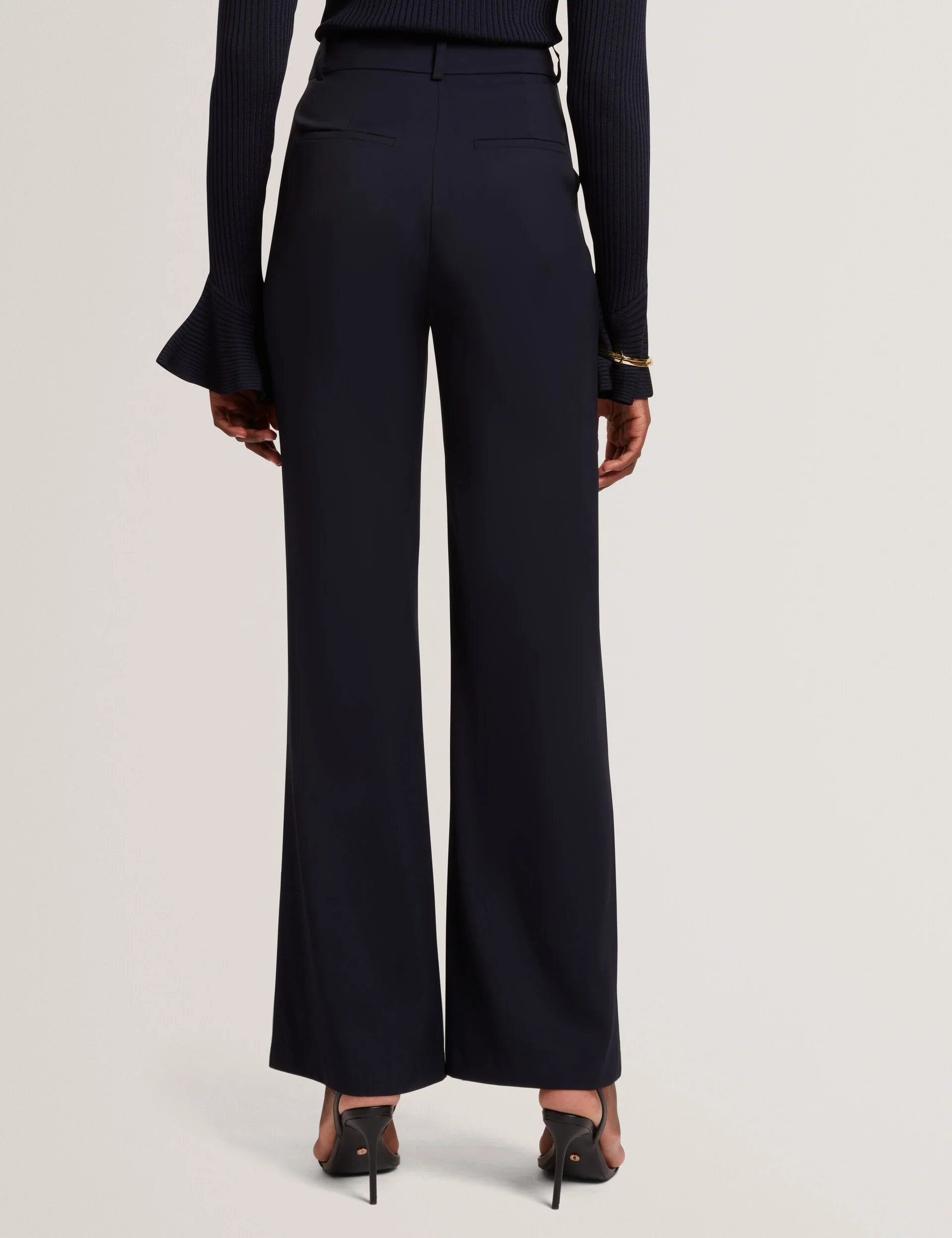 LUTTE | NAVY - Image 5