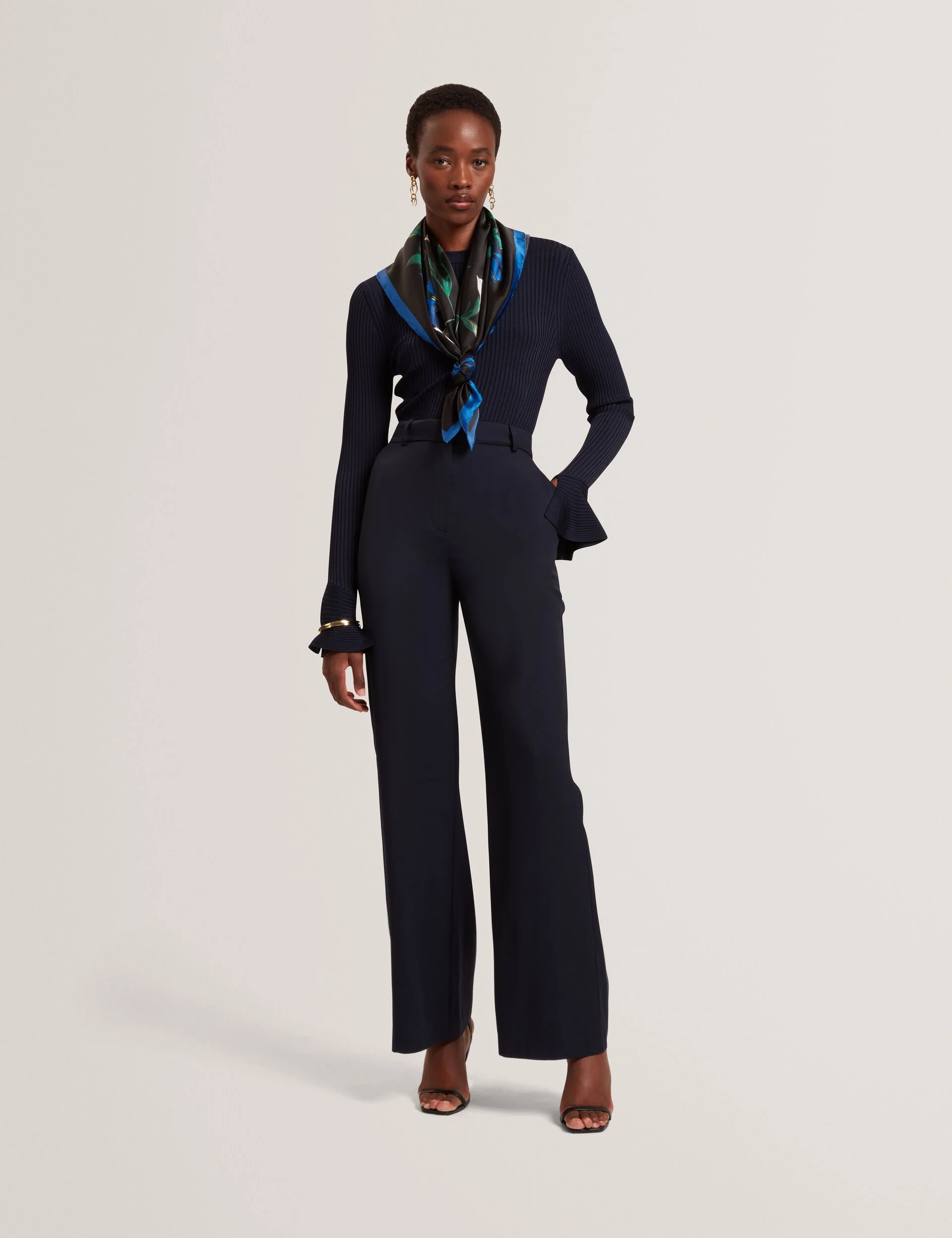 LUTTE | NAVY - Image 6