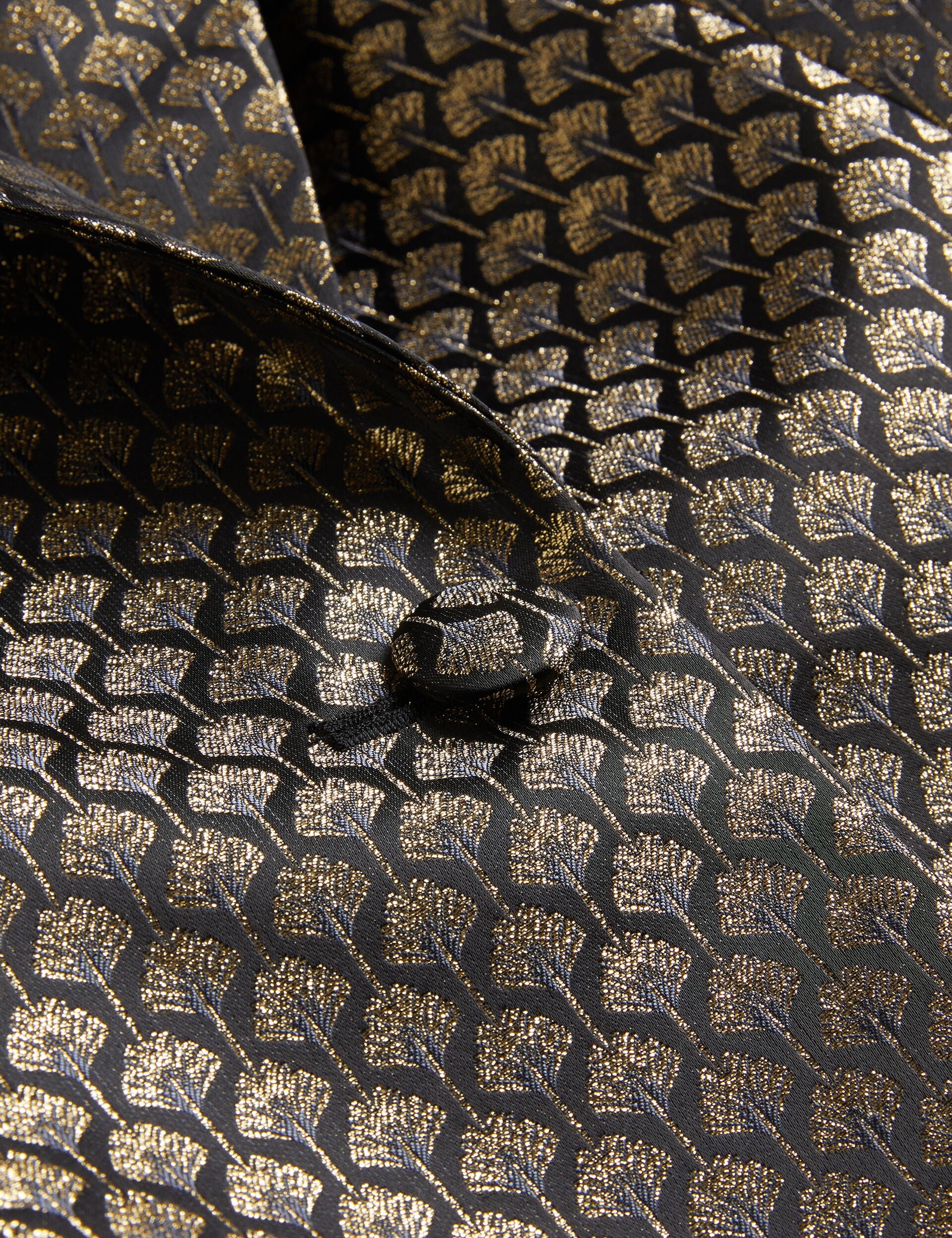 MANGU | BLACK - Image 3