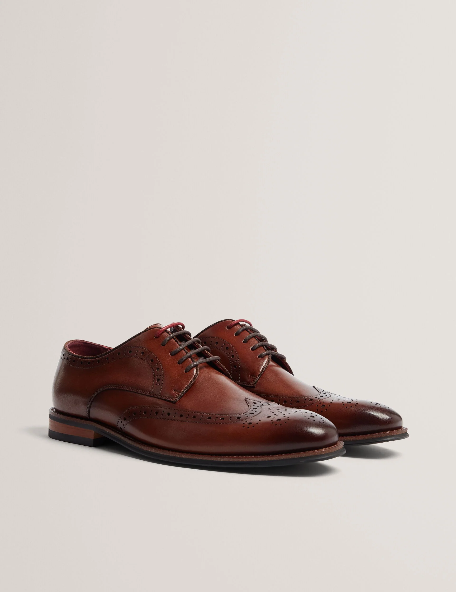 MARKUSE | BROWN - Image 3
