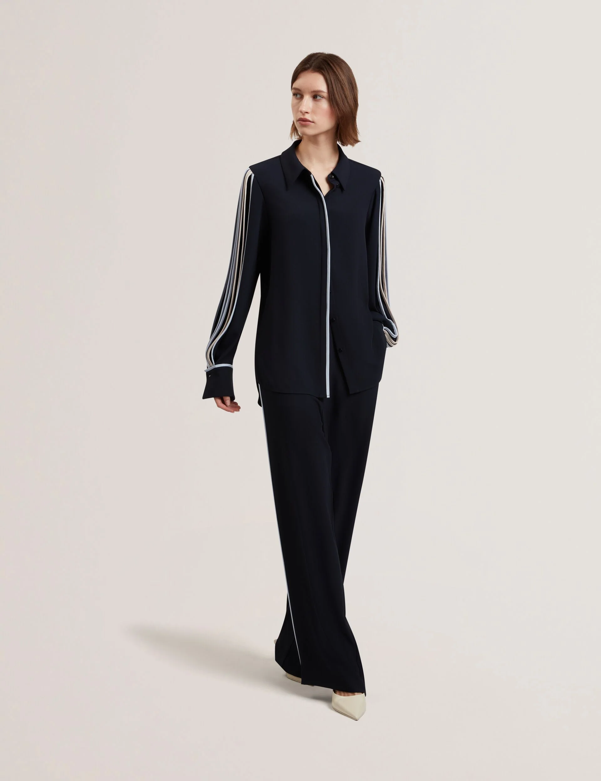 MIRITI | NAVY - Image 2