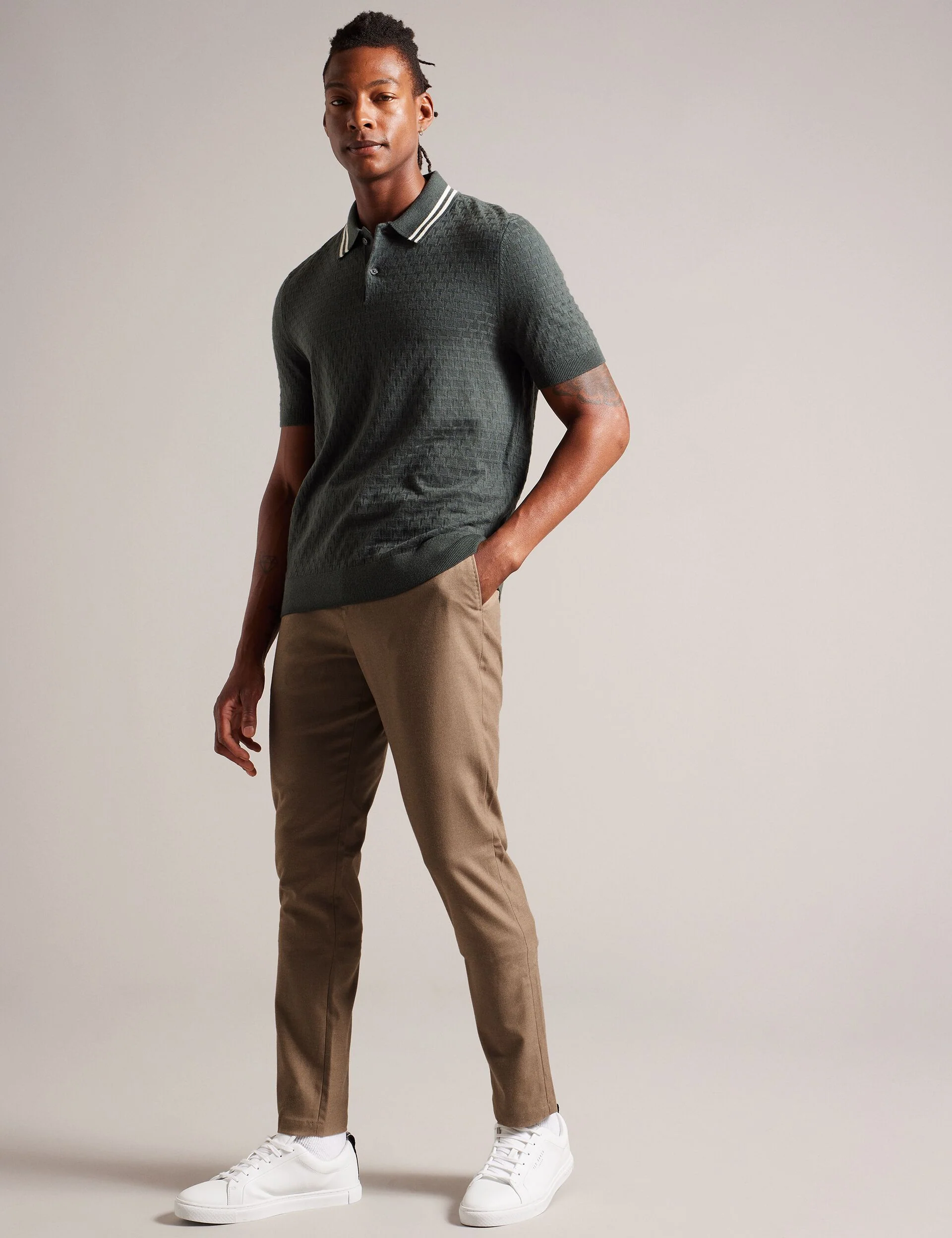 NGOLO | TAUPE - Image 2