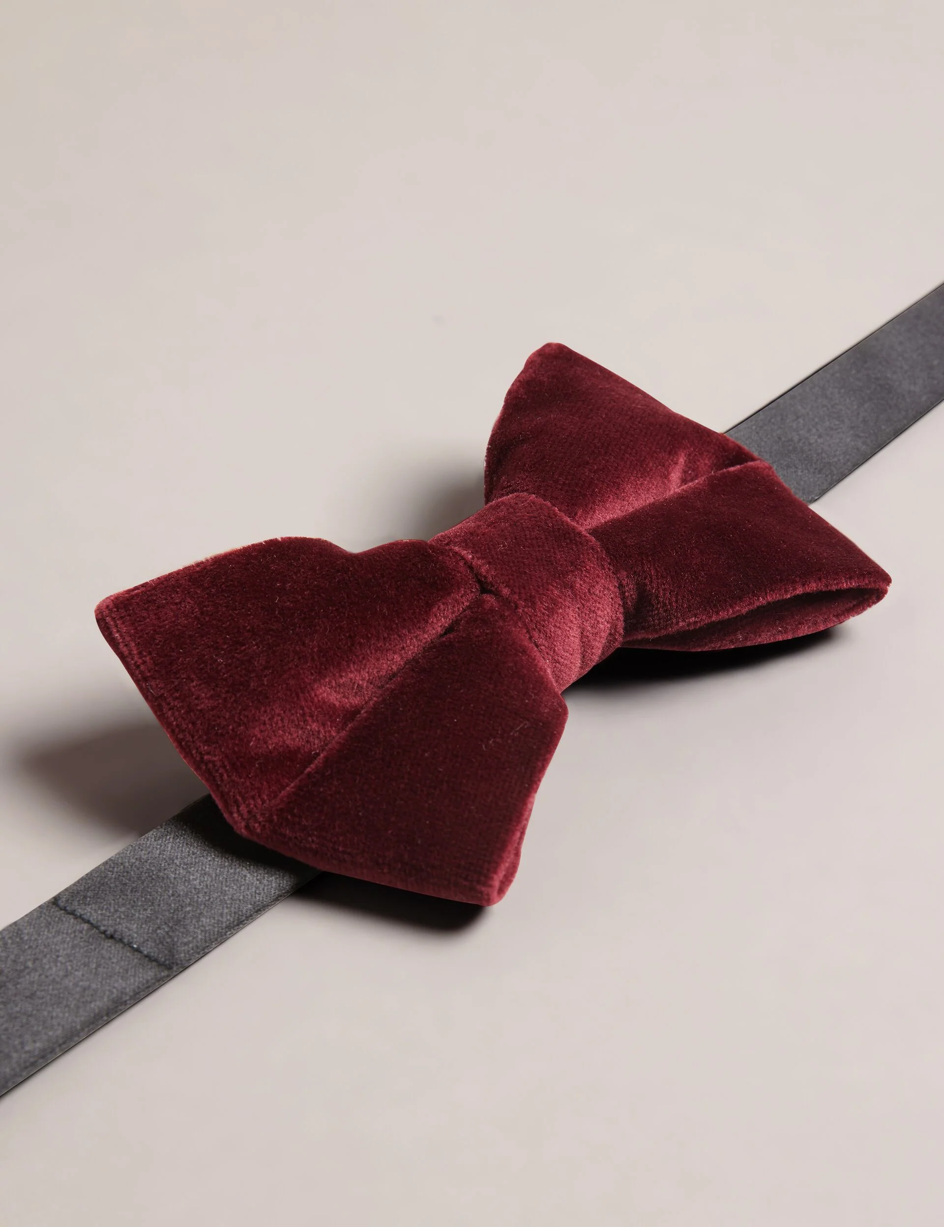 NIICO | DARK RED - Image 2