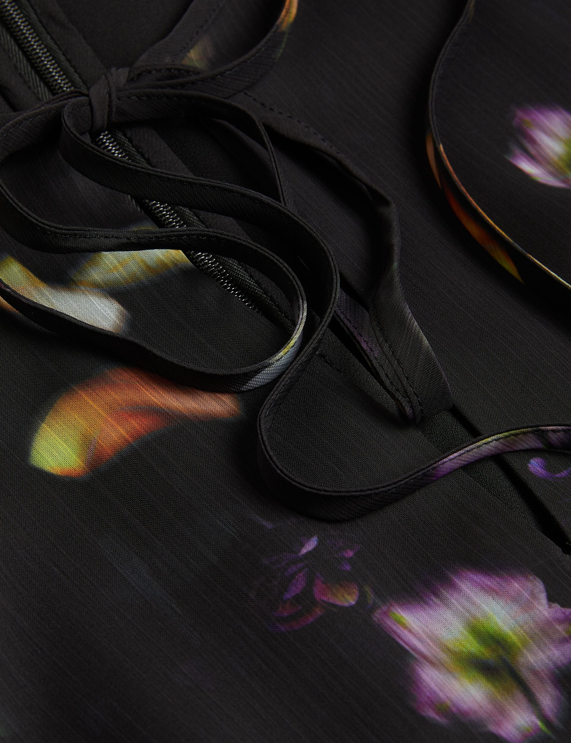 NIKAII | BLACK - Image 3