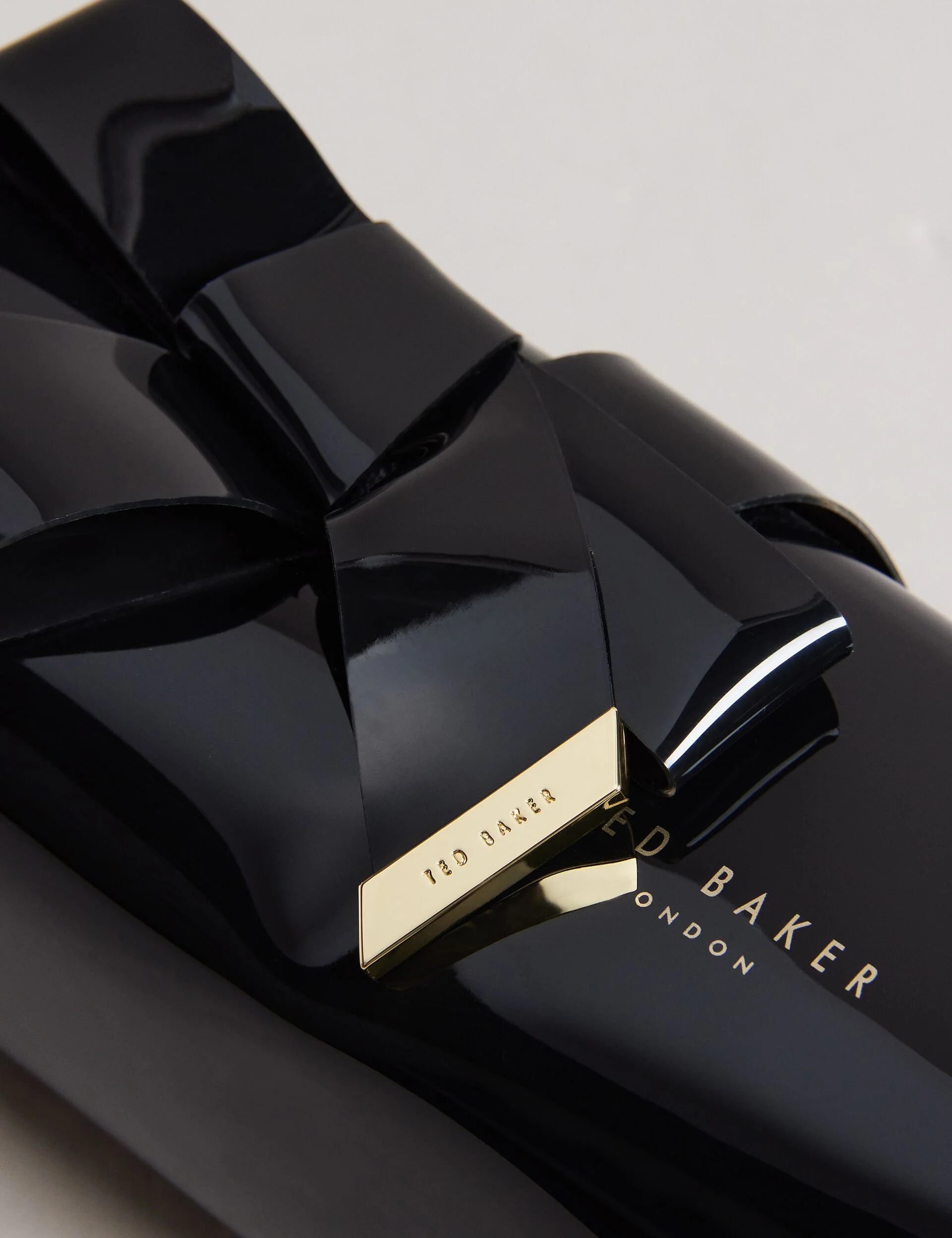 NIKARA | BLACK - Image 2