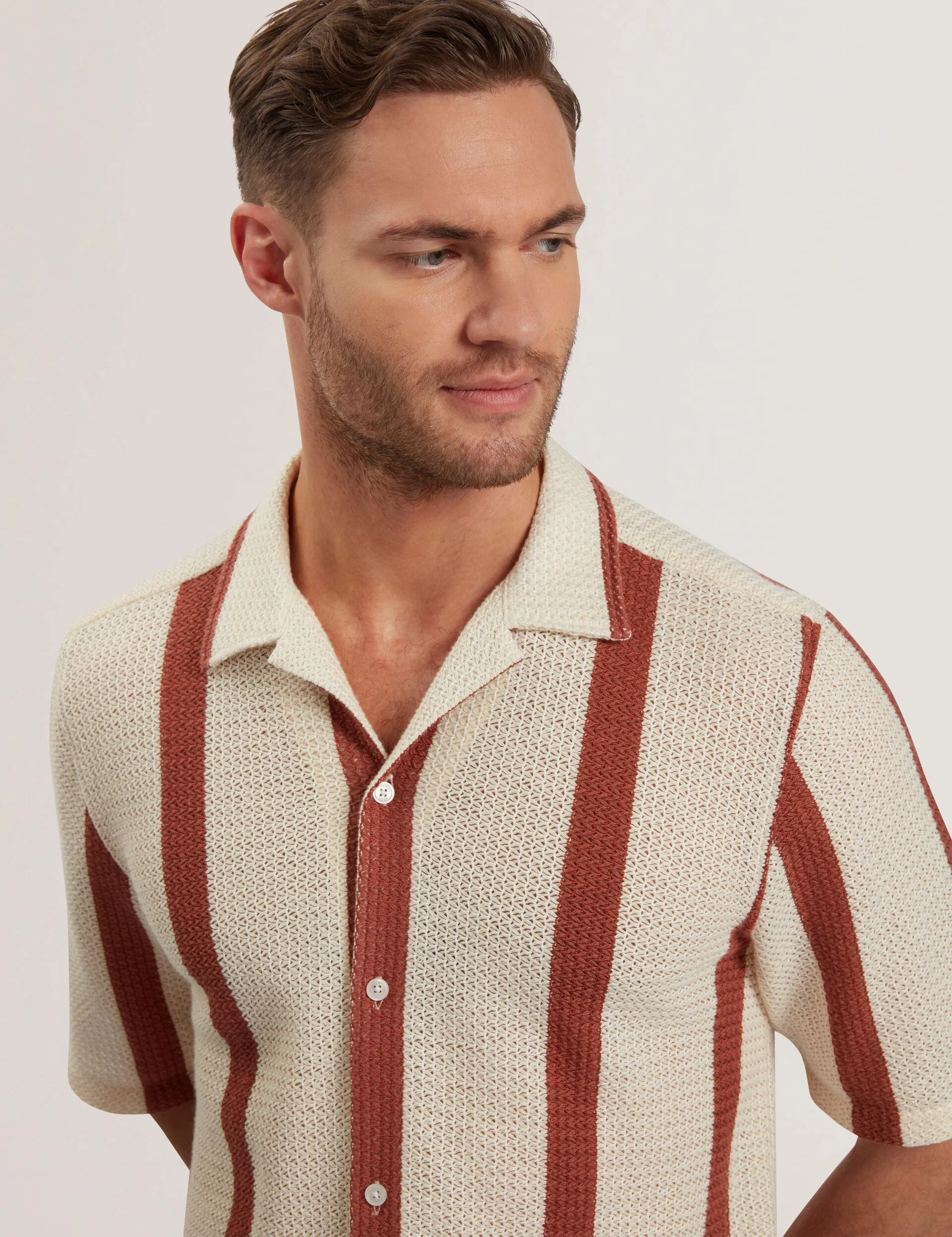 NIKS | TAUPE - Image 4