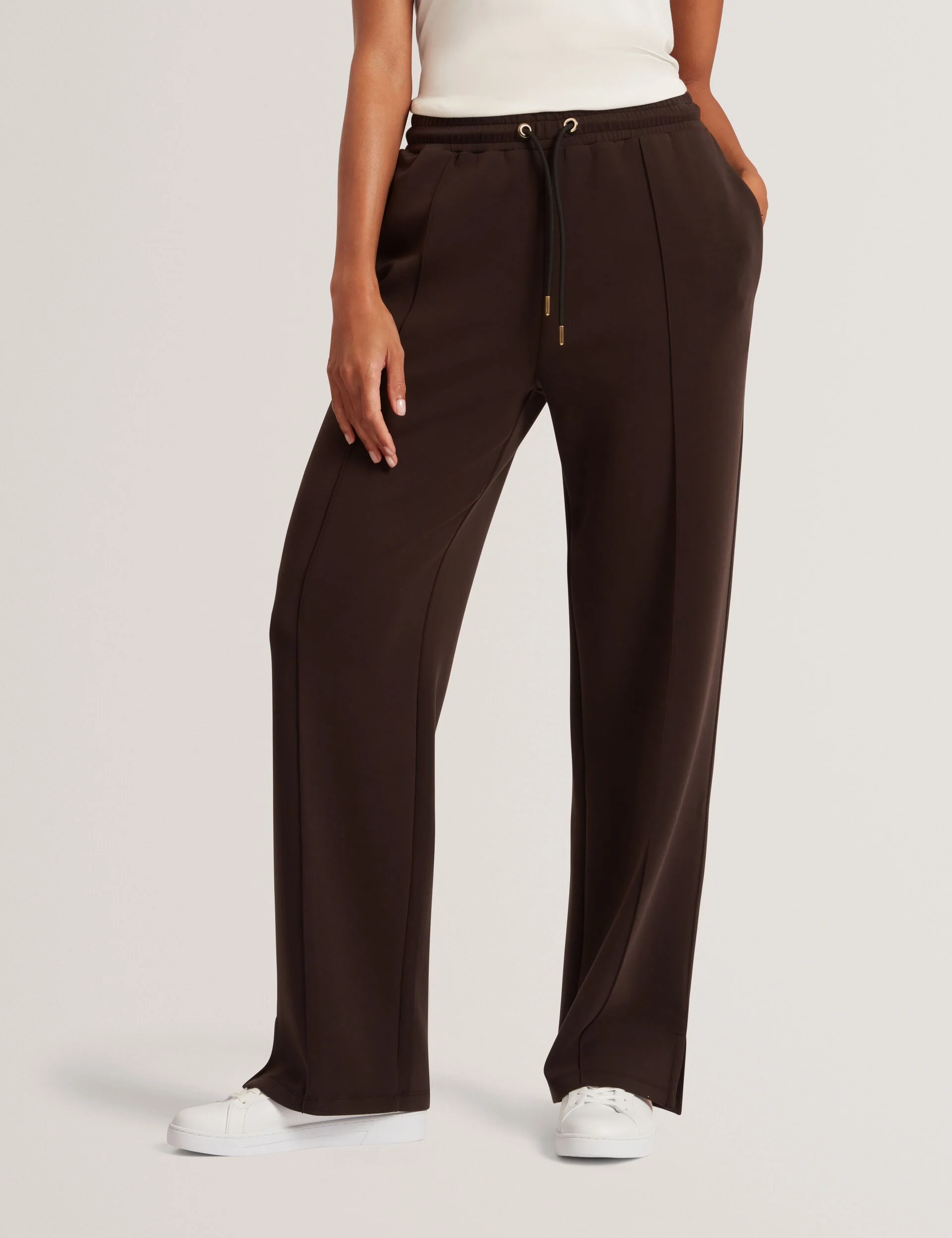 NOWELLL | DARK BROWN