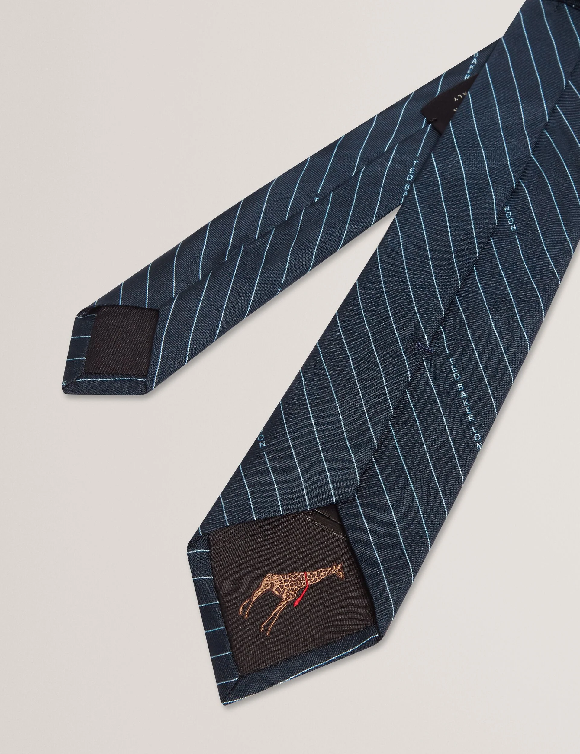 OCTAVIO | NAVY - Image 4