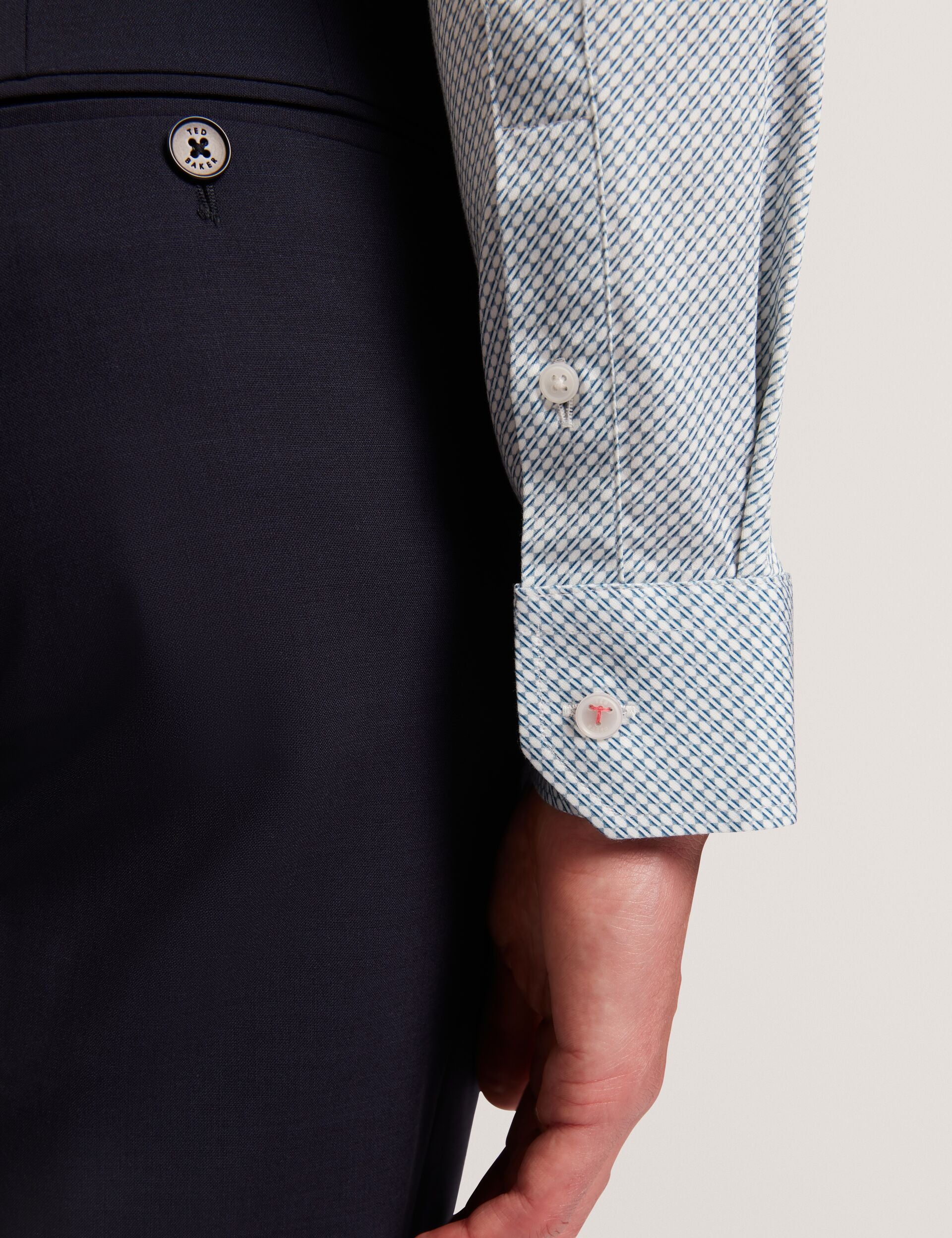 OLWENO | LIGHT BLUE - Image 4