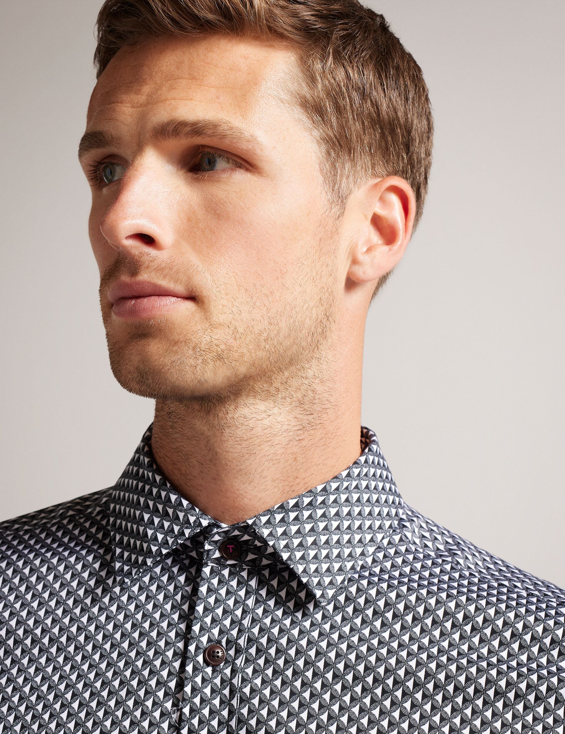 ORMSBY | BLACK - Image 4