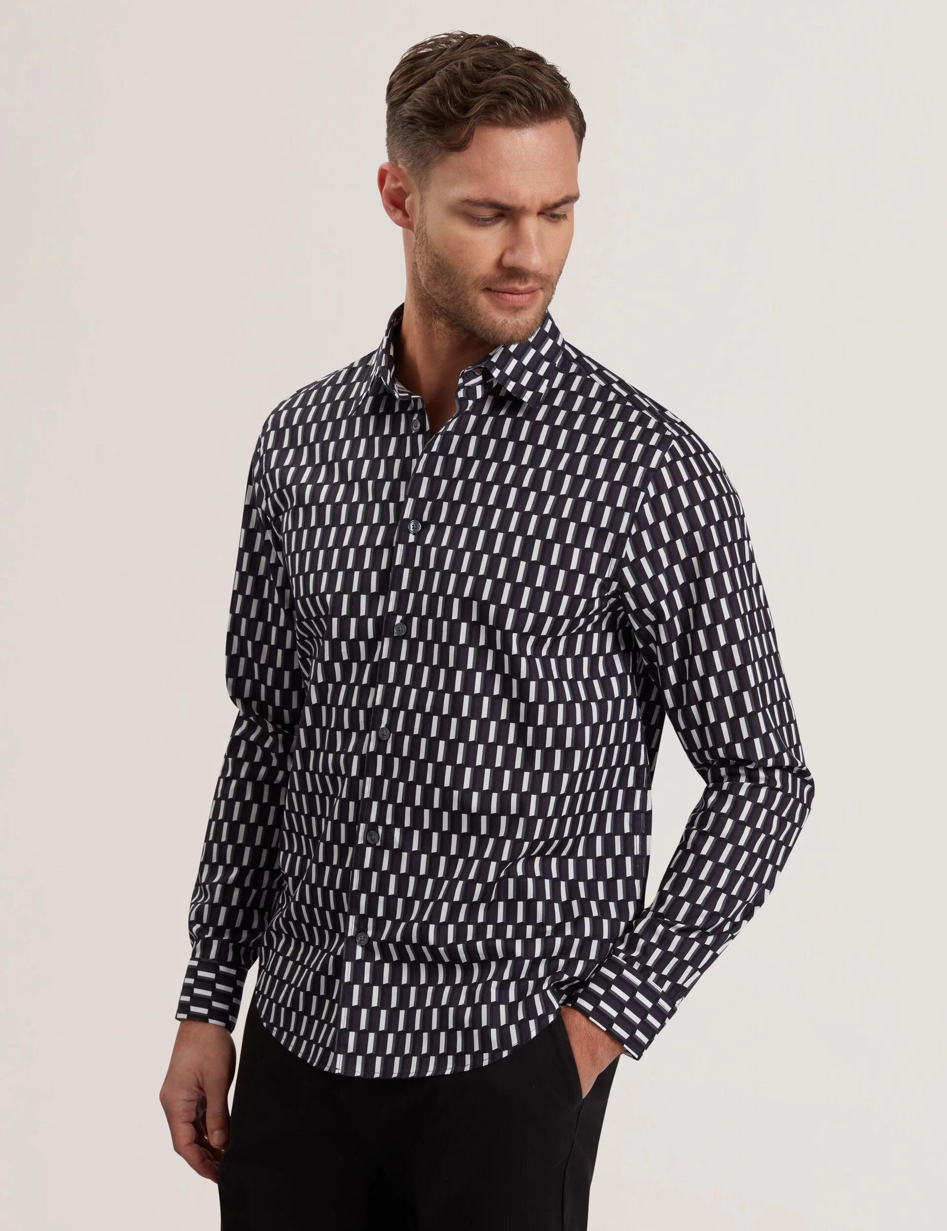 PEARSO | BLACK