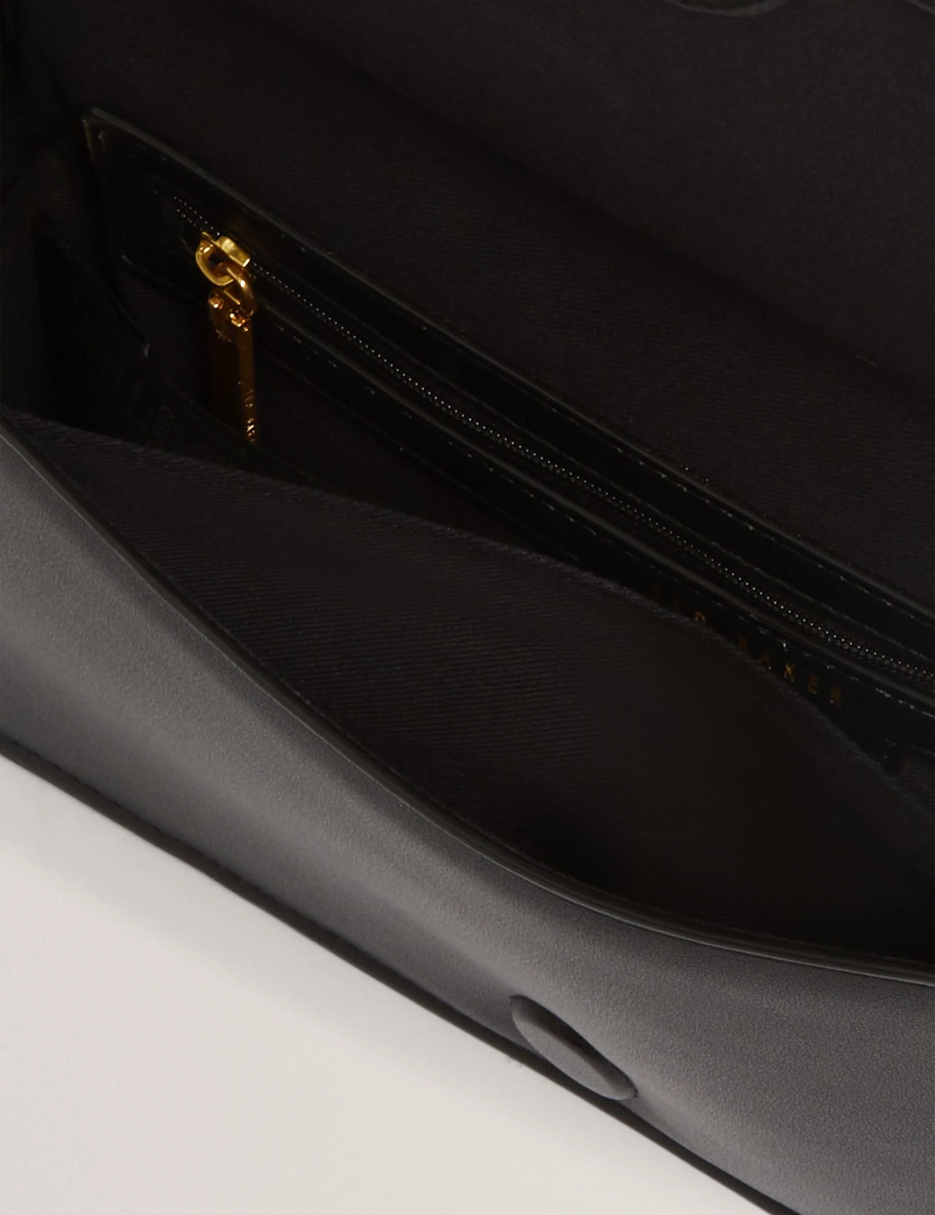 PETTRIA | BLACK - Image 5