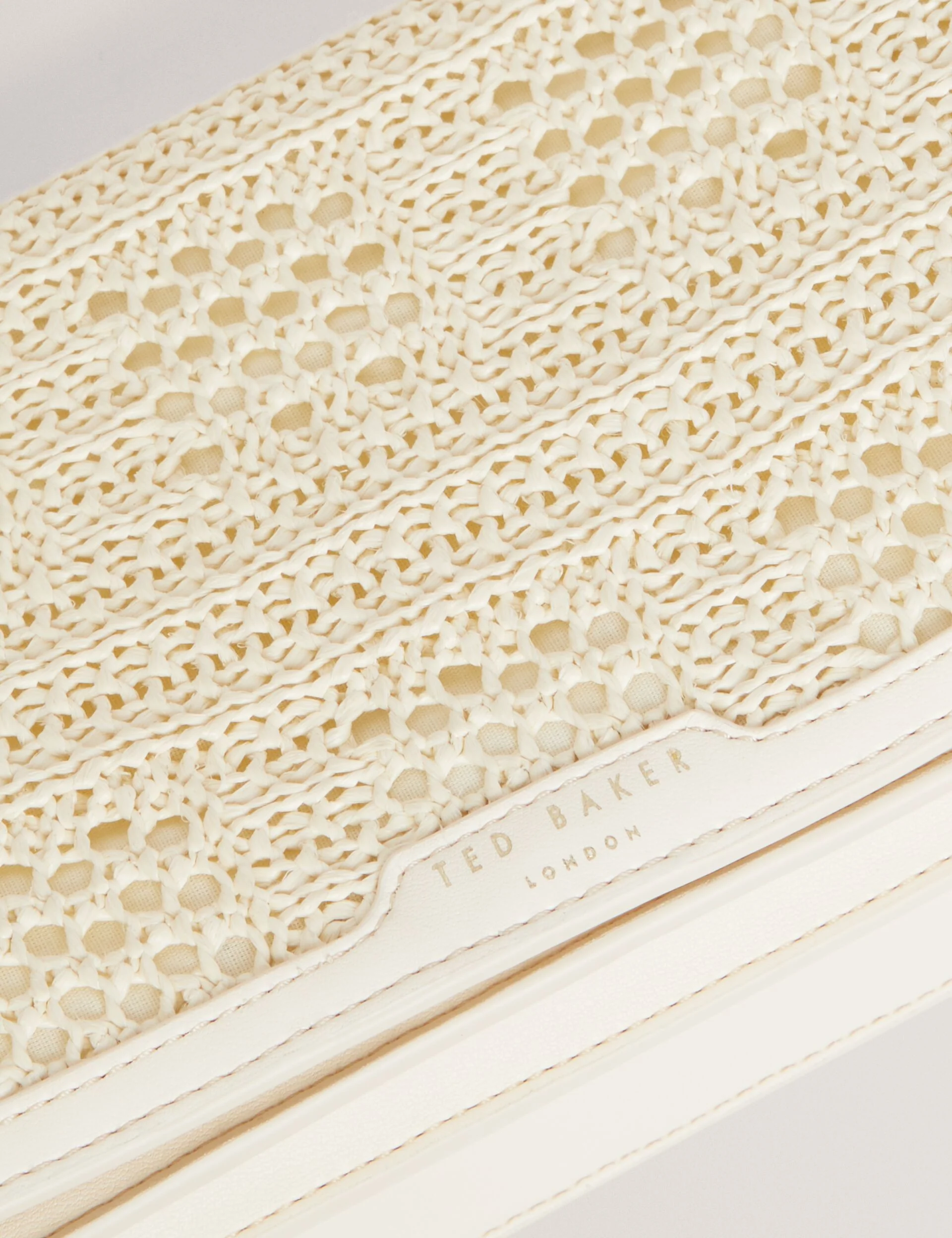 PETTRIA | IVORY - Image 3